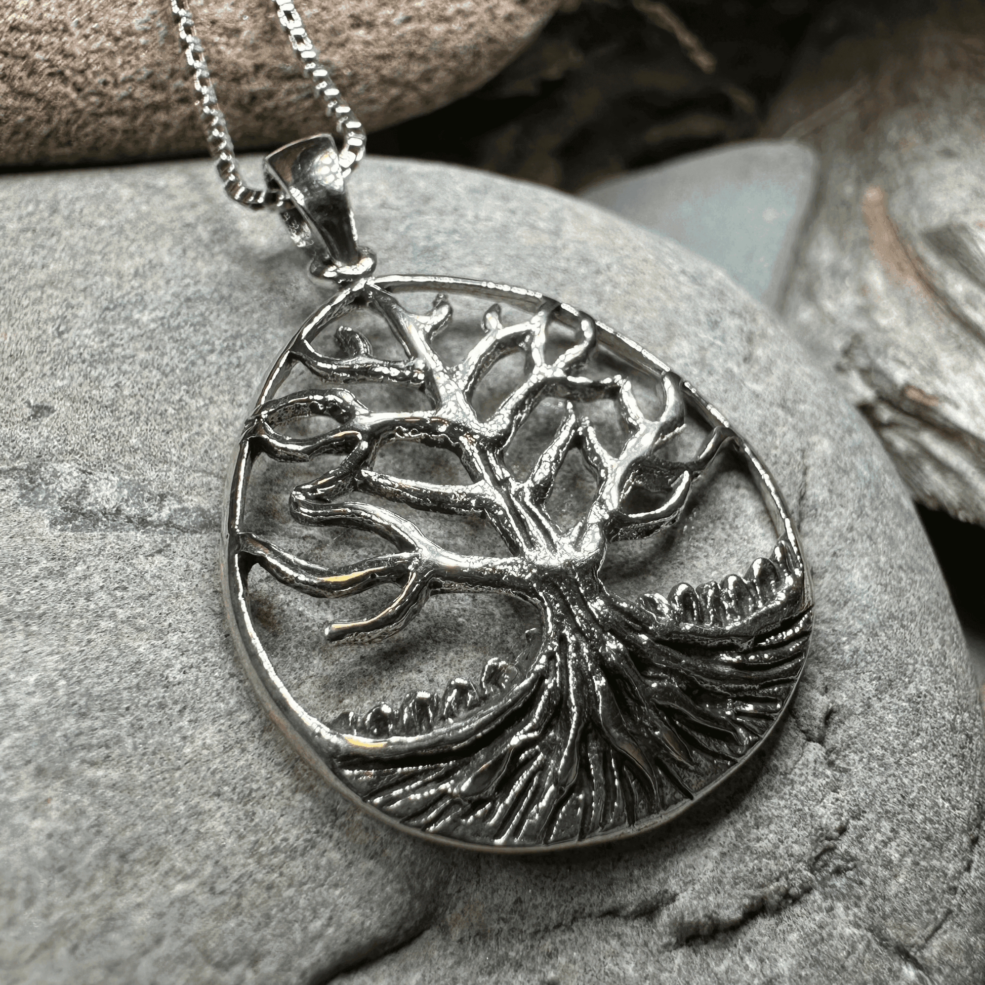 Elsa Tree of Life Necklace - 18