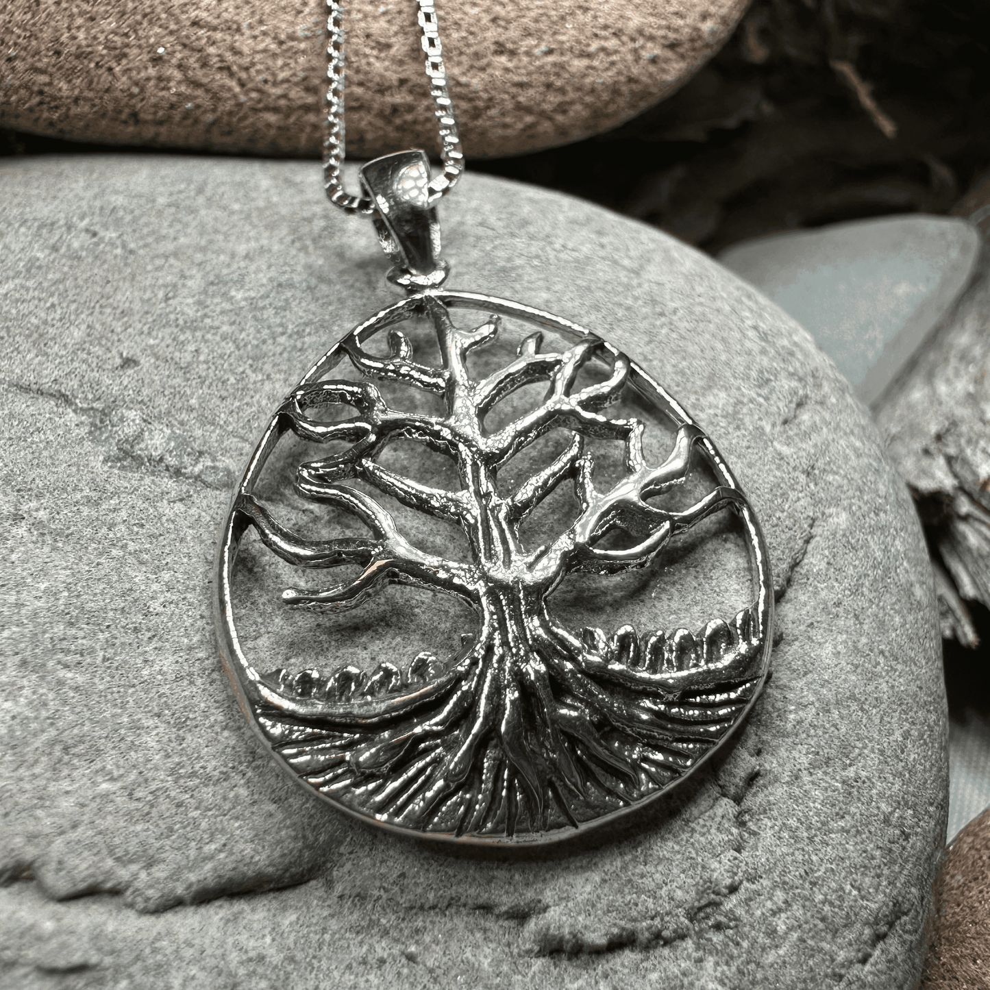 Elsa Tree of Life Necklace - 18
