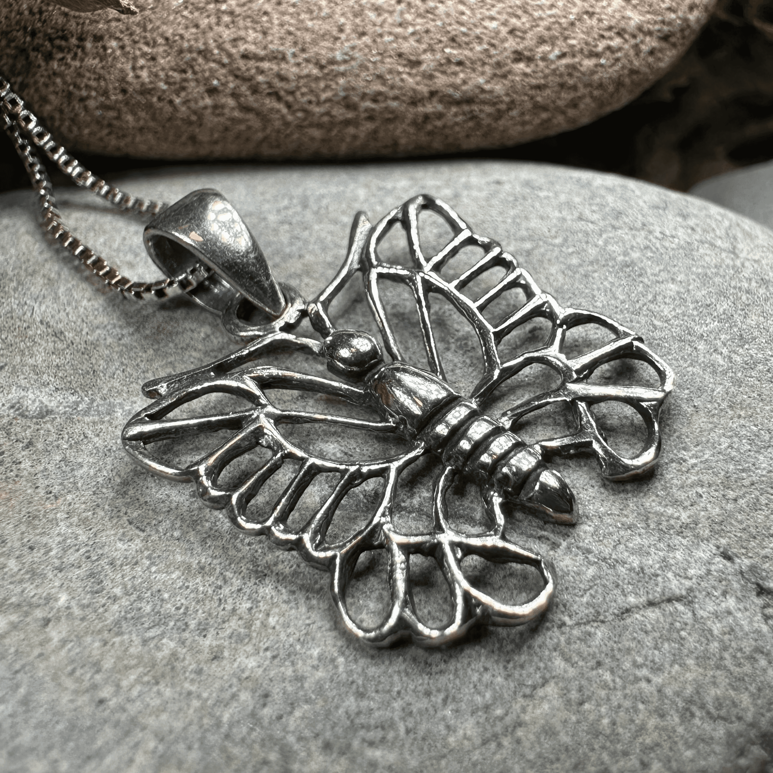 Blanca Butterfly Necklace - 18