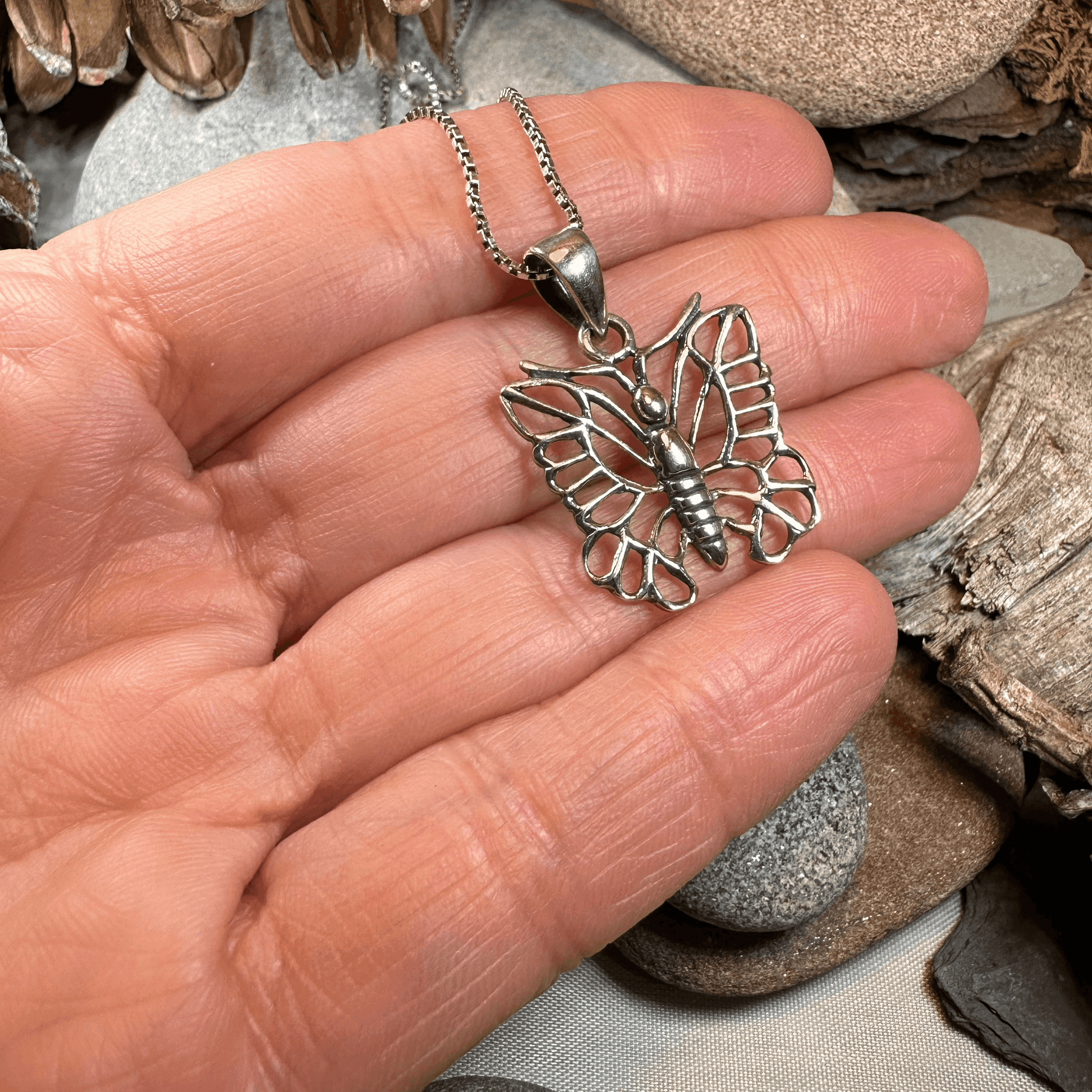 Blanca Butterfly Necklace - 18