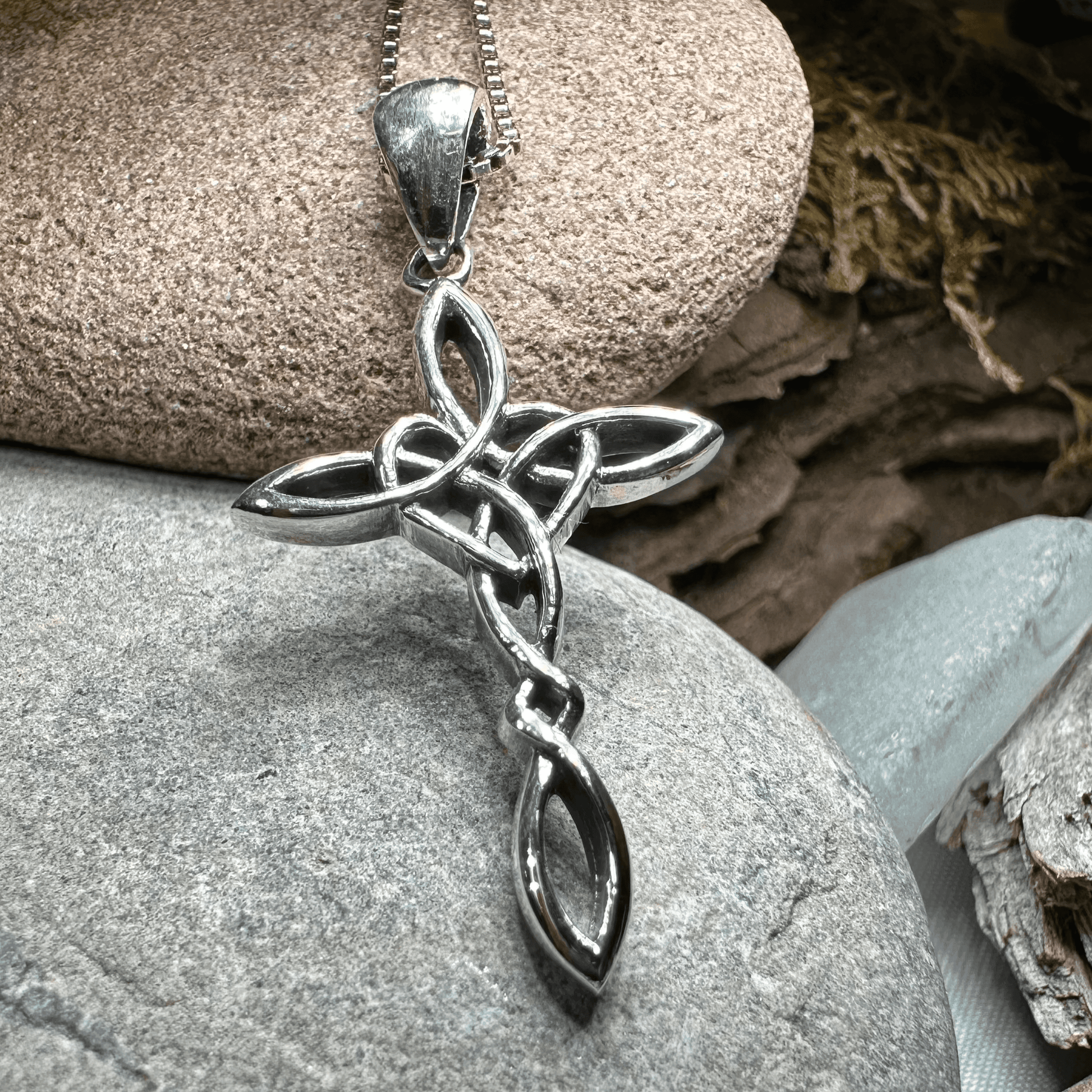 Pure Love Celtic Cross Necklace - 18