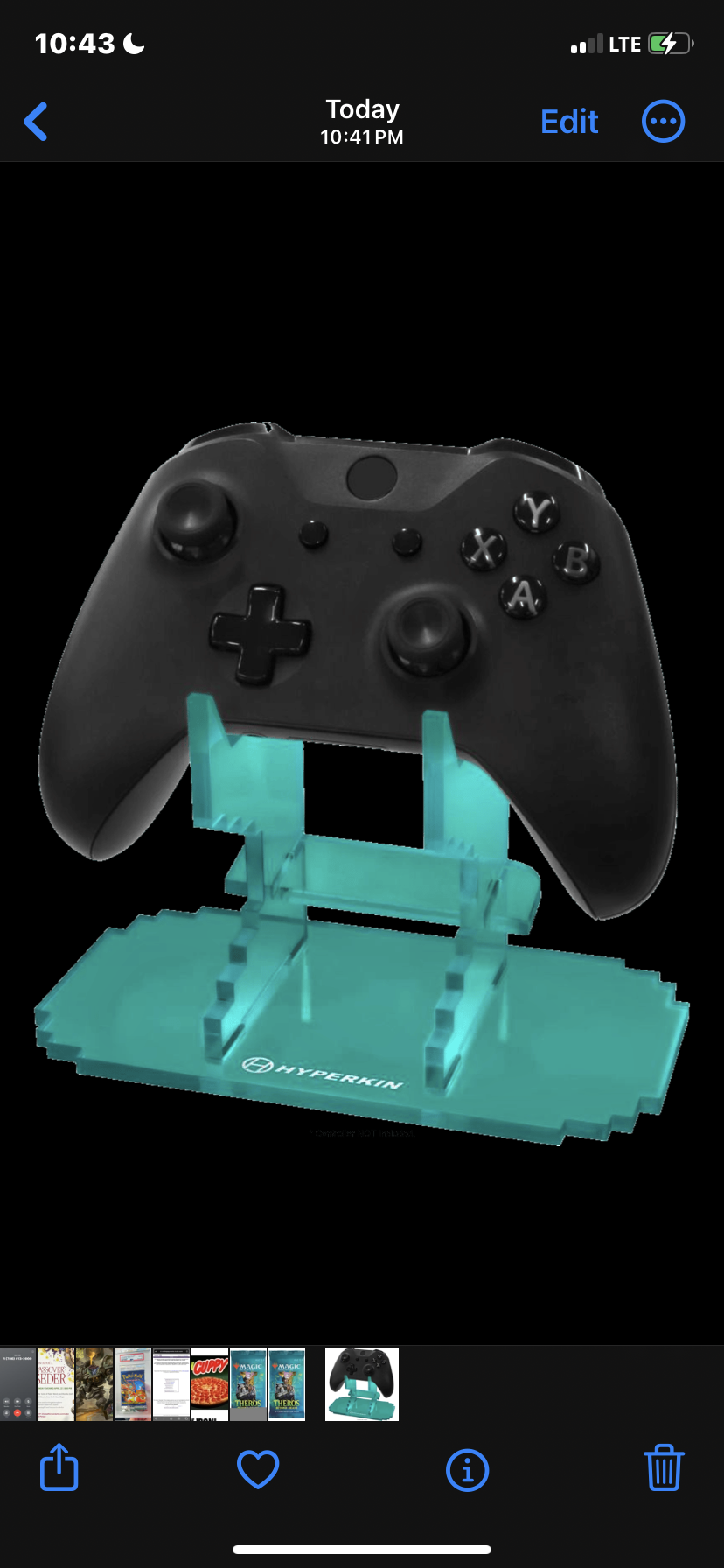 Pixel Art Controller Stand