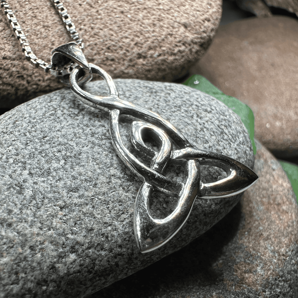 Mother's Knot Necklace - 