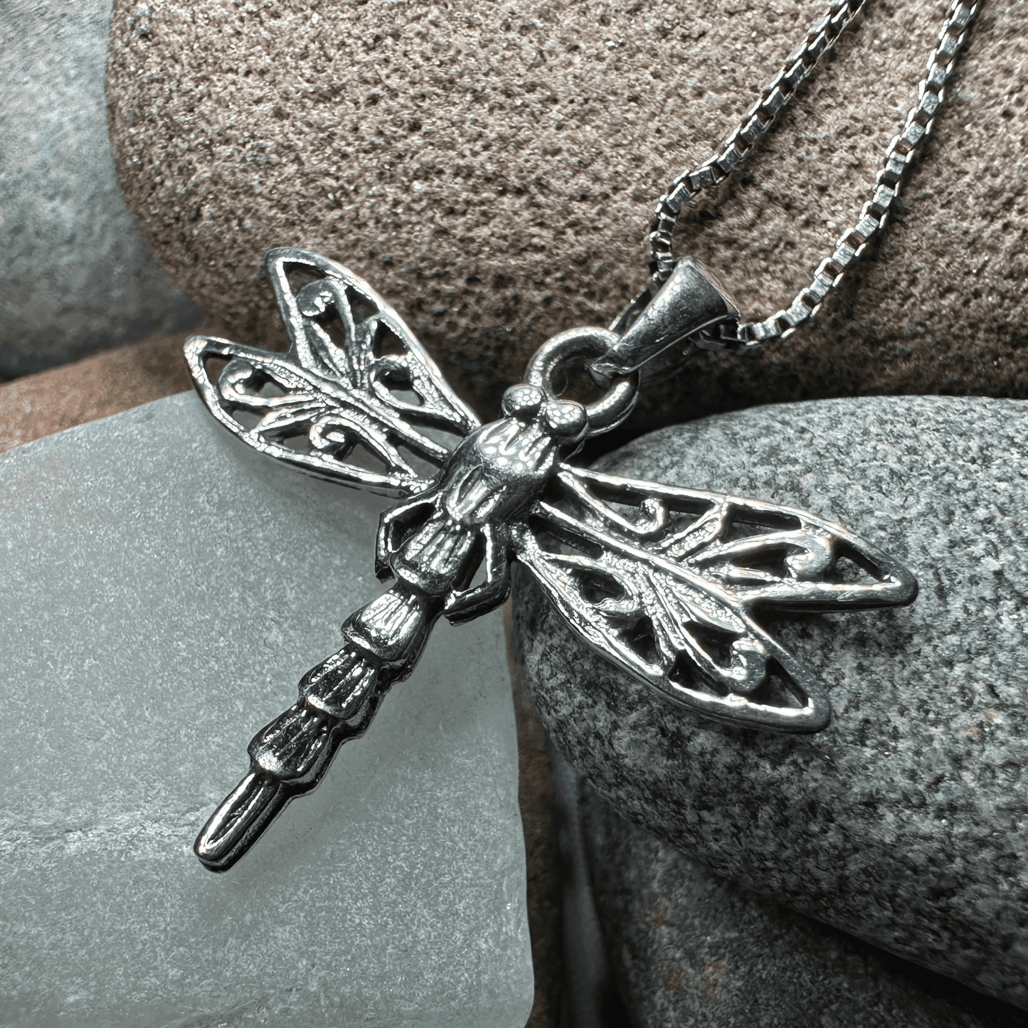 Summerdancer Dragonfly Necklace - 18