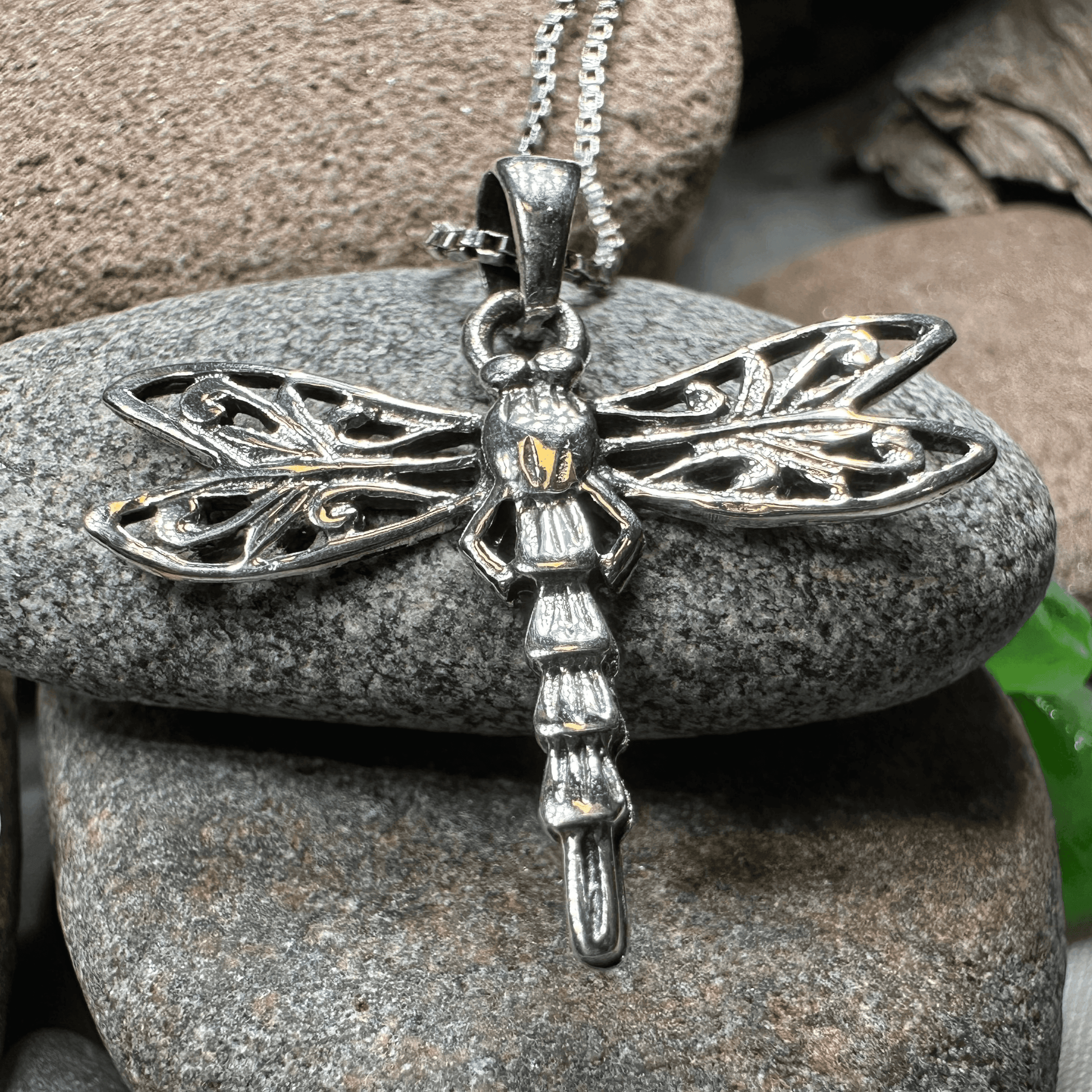 Summerdancer Dragonfly Necklace - 18