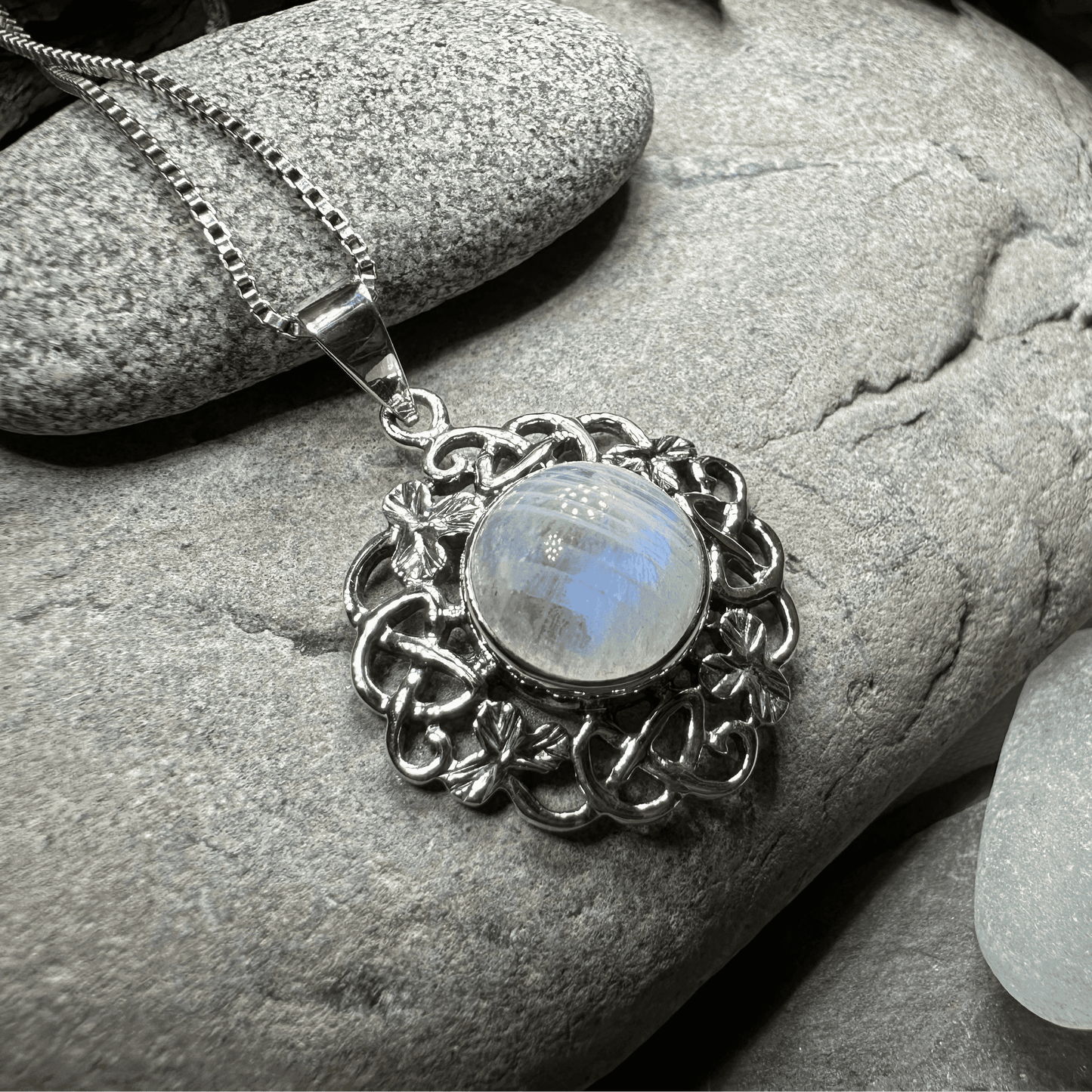 Elana Shamrock Moonstone Necklace - 18