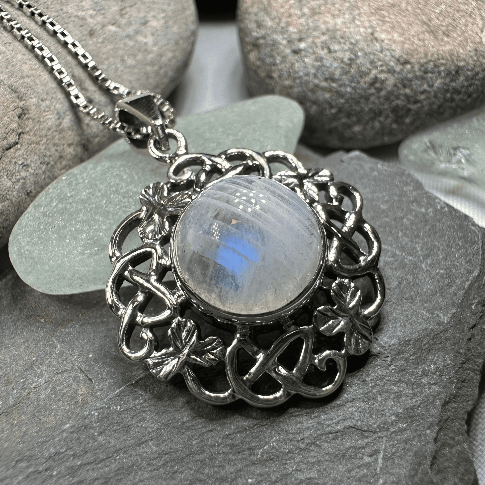 Elana Shamrock Moonstone Necklace - 18