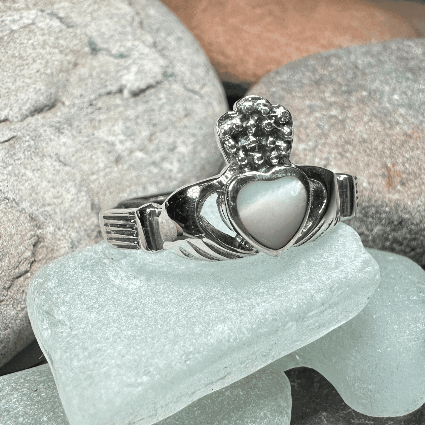 Aurora Claddagh Ring - 5