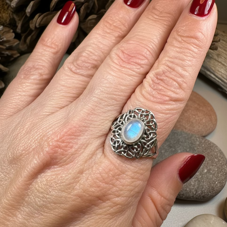 Celtic Starglow Moonstone Ring