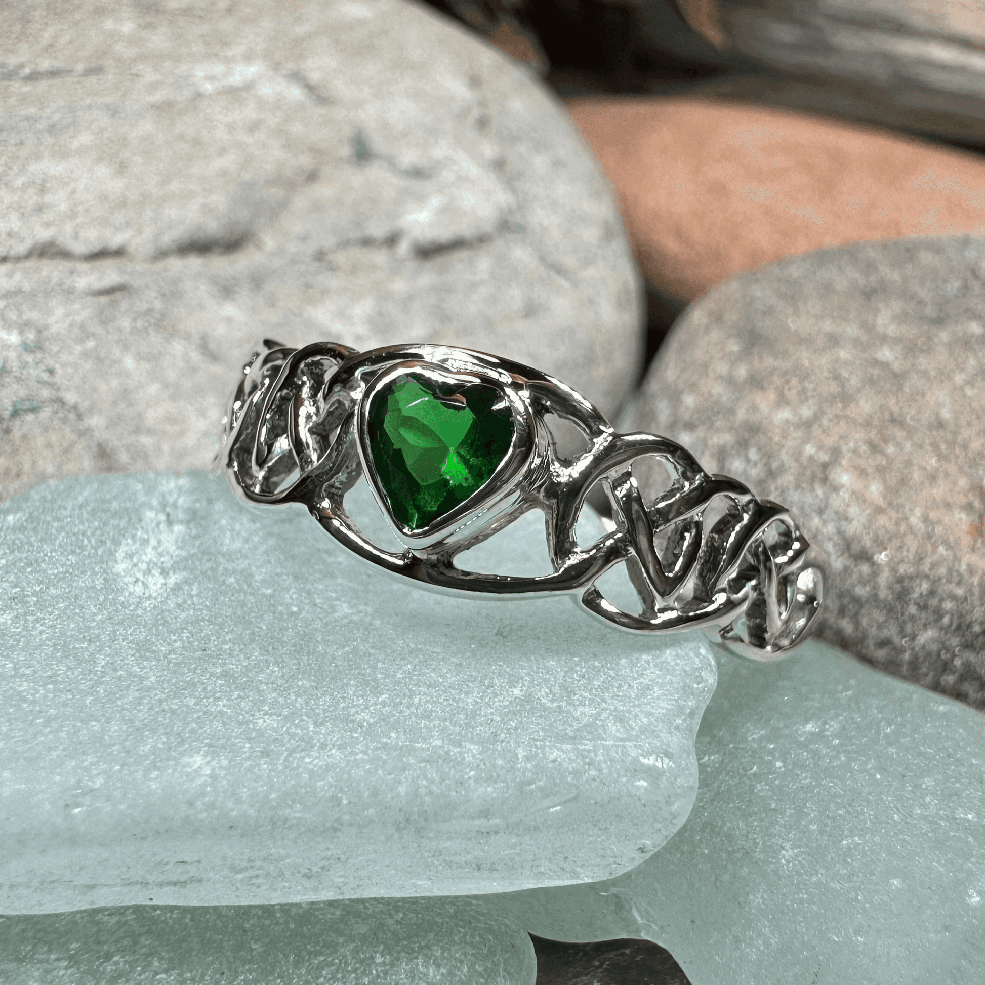 Amore Celtic Heart Ring - 4