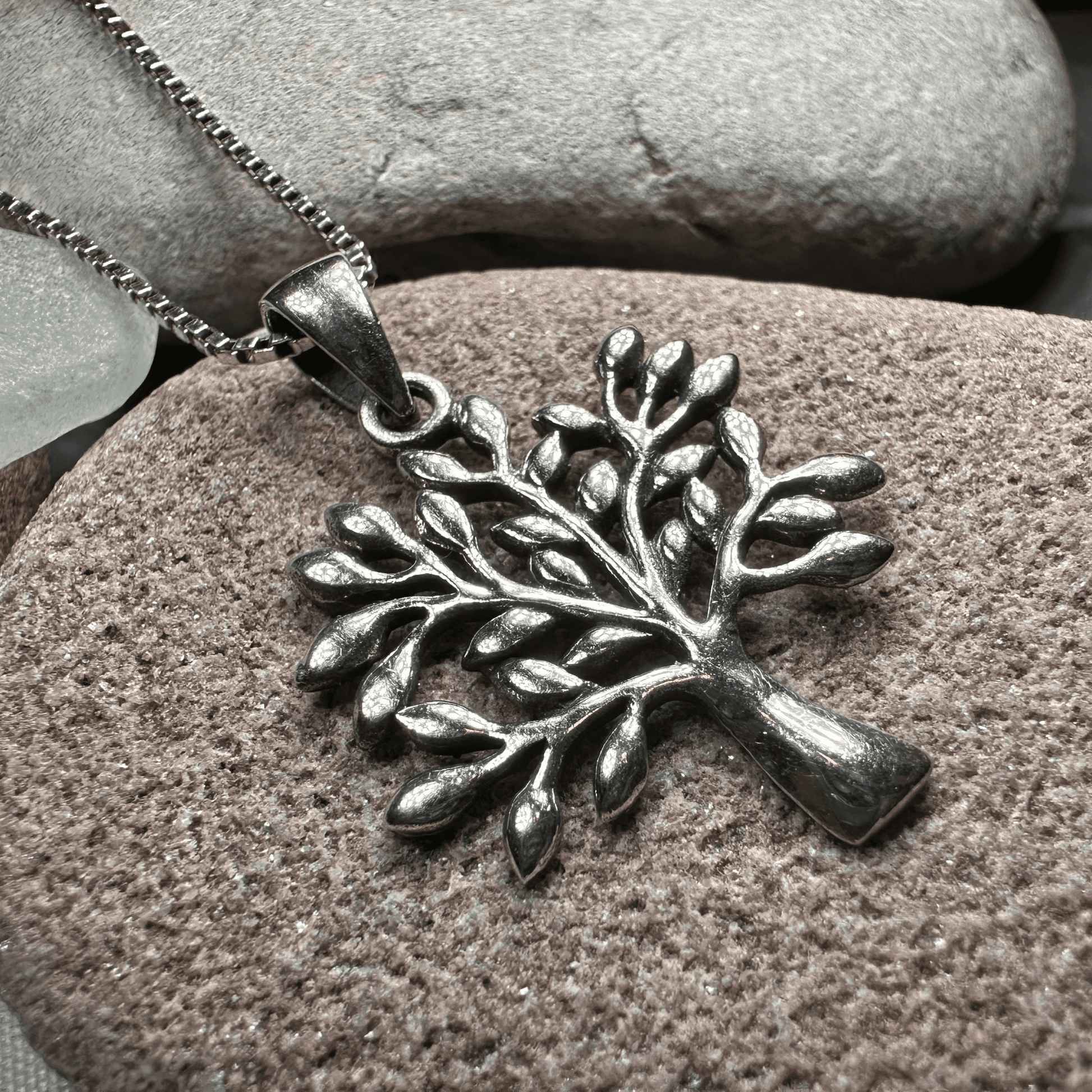 Nadur Tree of Life Necklace - 