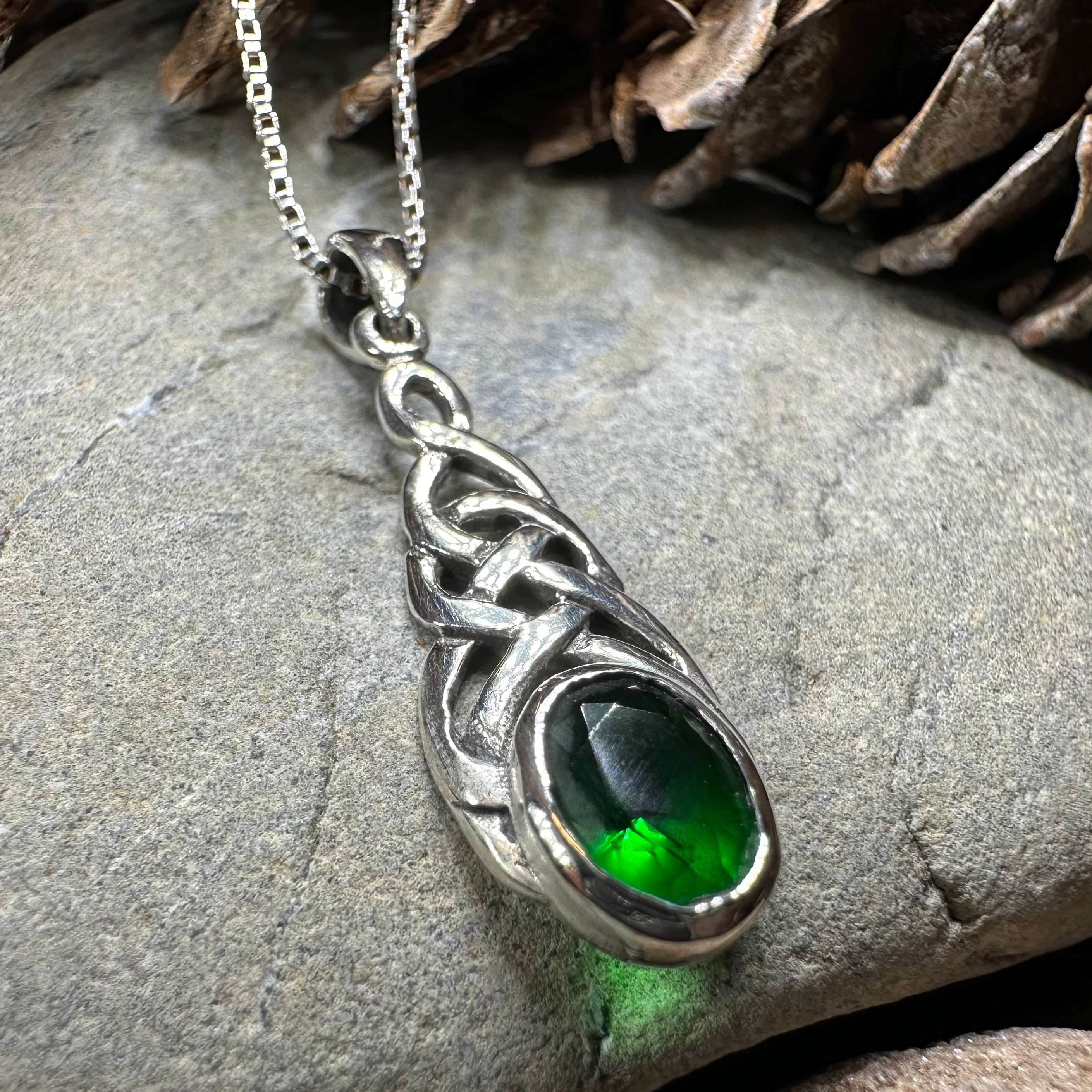 Emma Celtic Knot Necklace