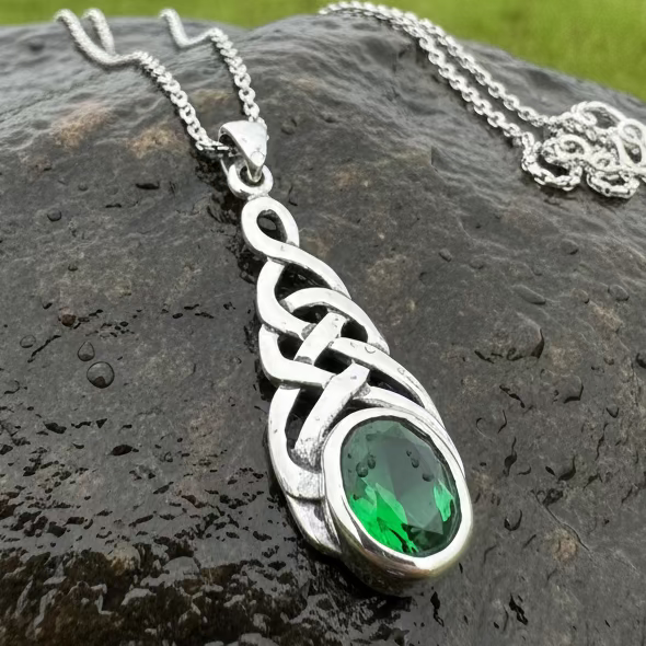 Emma Celtic Knot Necklace