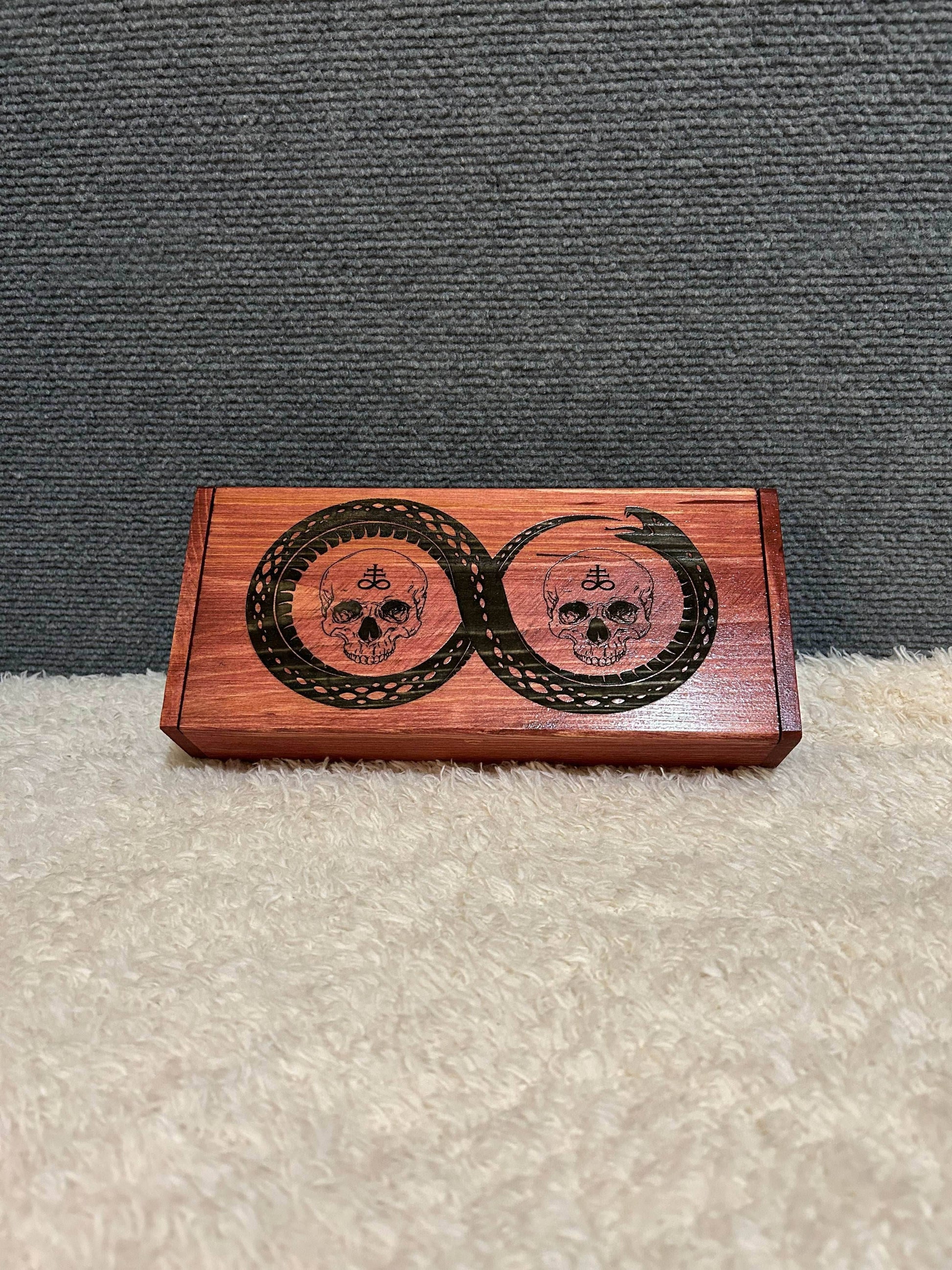 Ouroboros Box - Medium