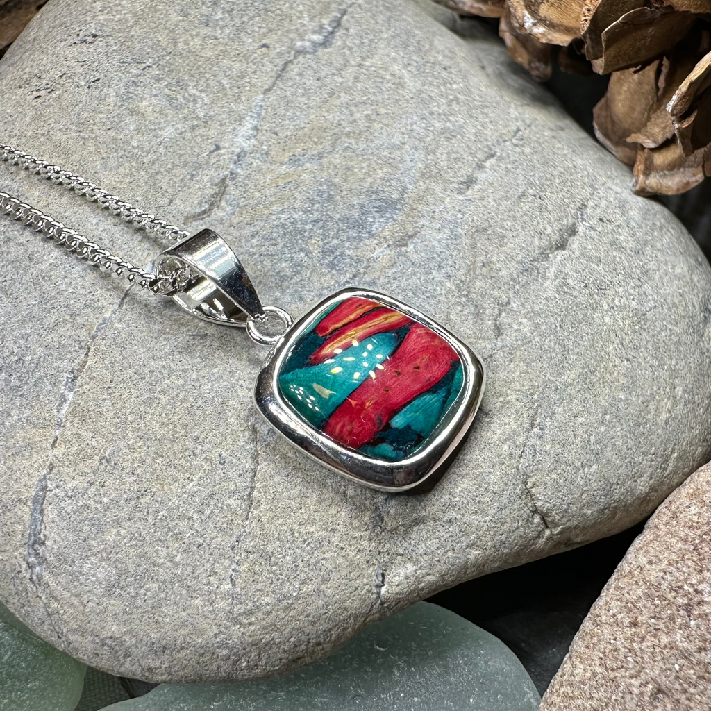 Mira Heathergems Celtic Necklace