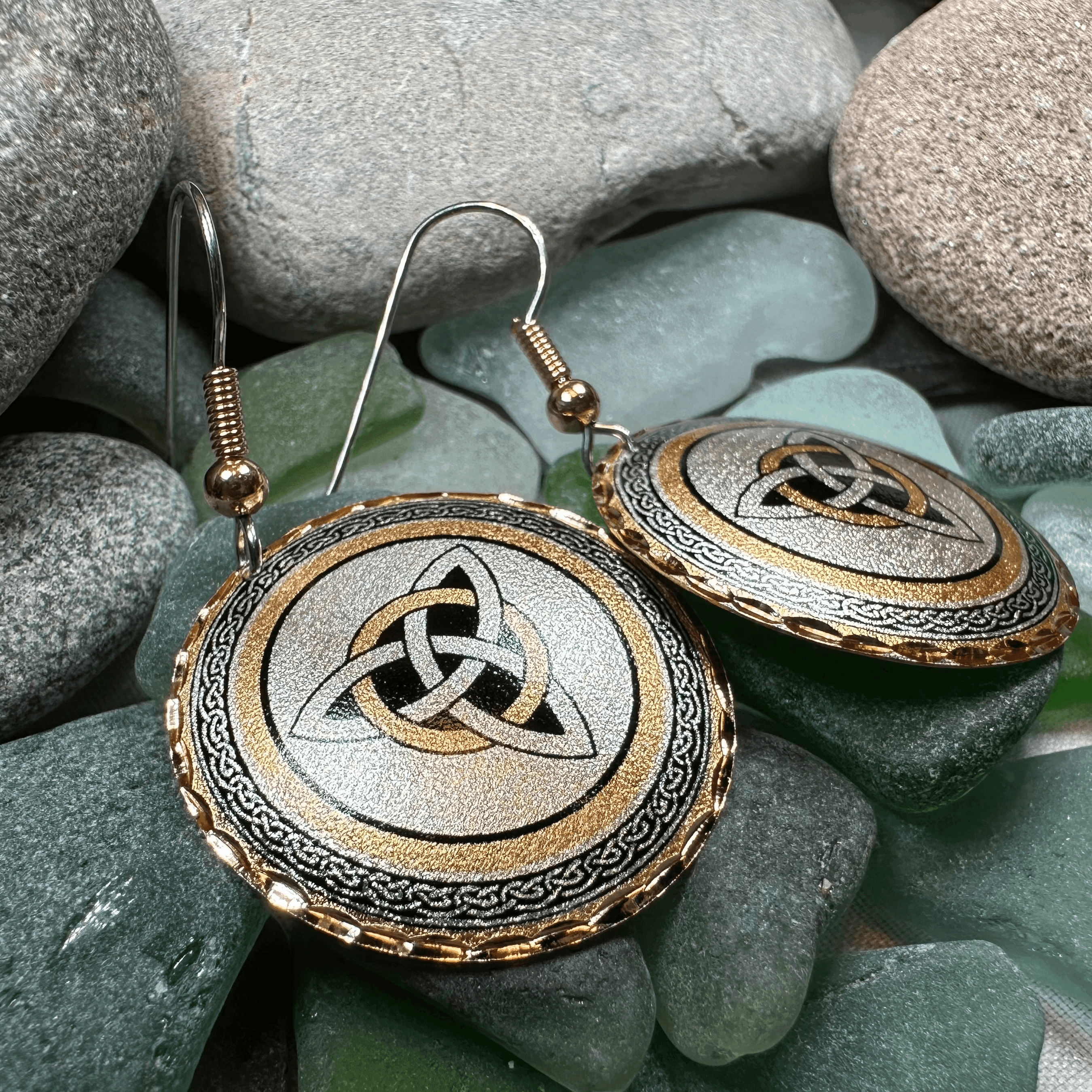 Fredegund Celtic Trinity Knot Copper Earrings - 