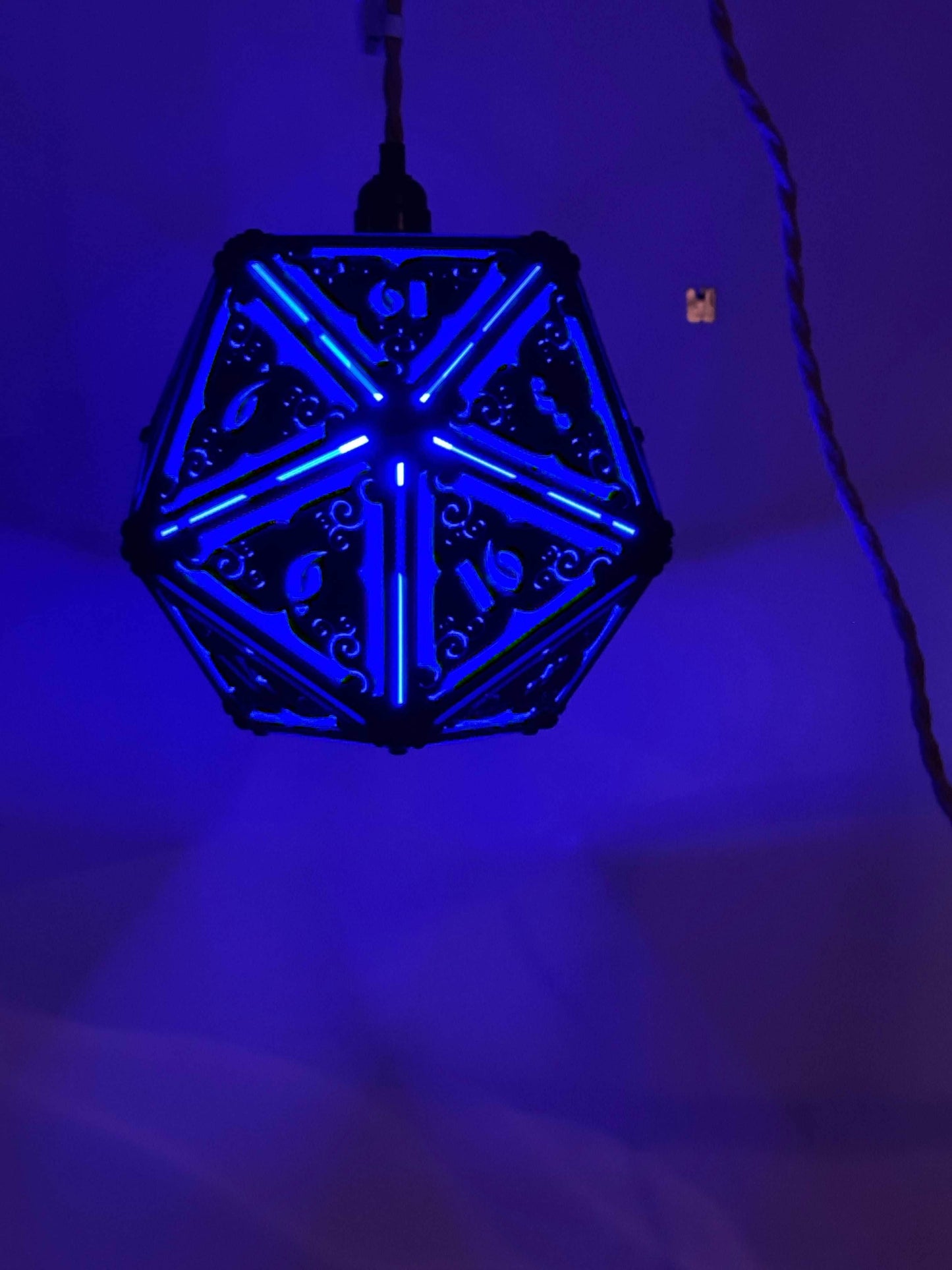 D20 Hanging Lamp - White / RGBW / Without