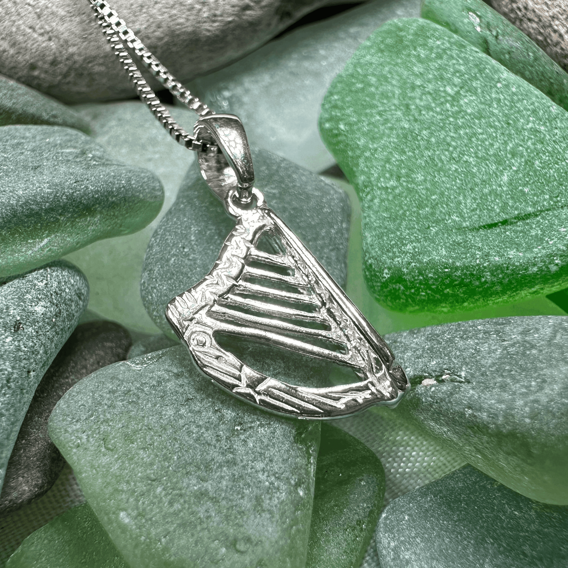 Petite Irish Harp Necklace - 18