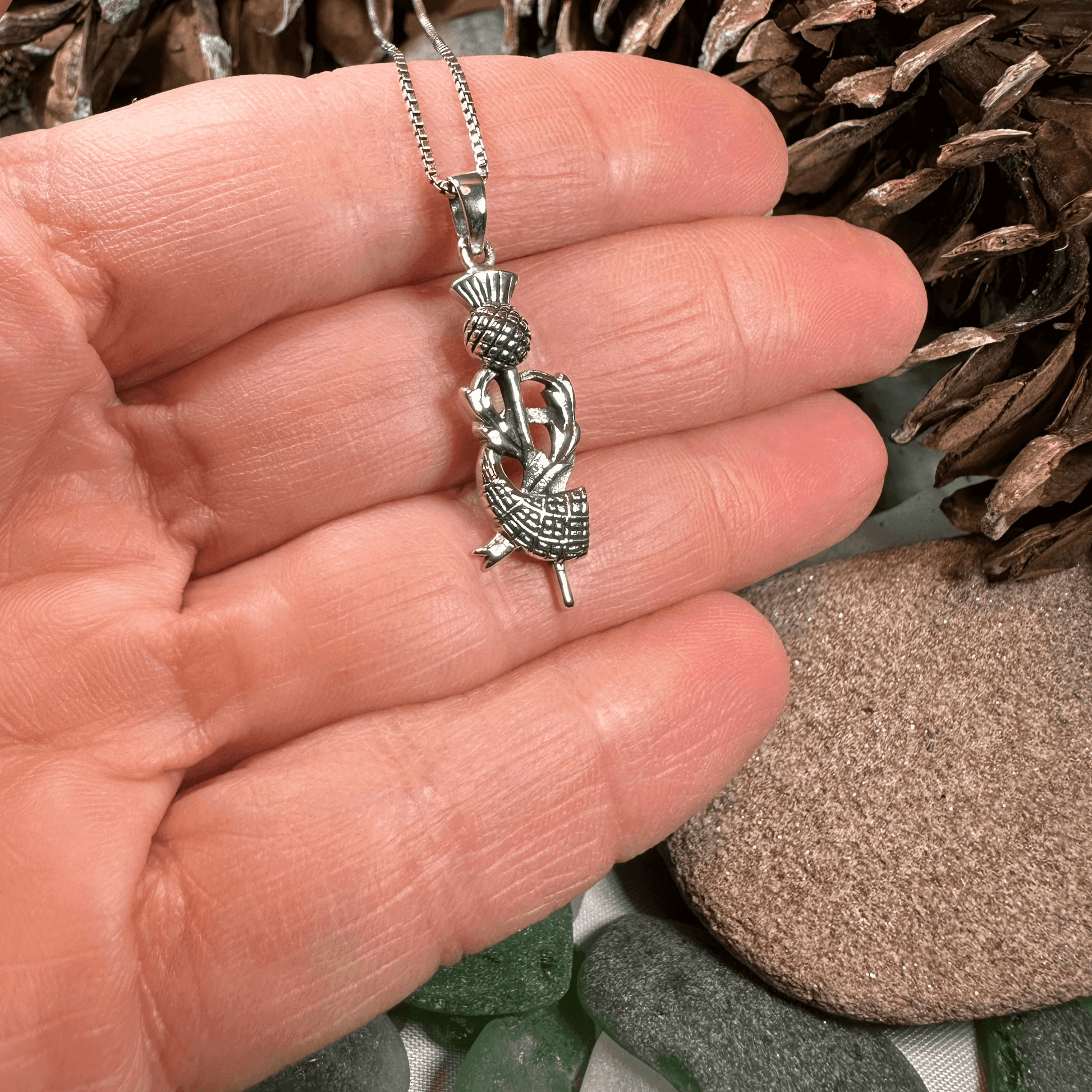 Locklyn Tartan Thistle Necklace - 18