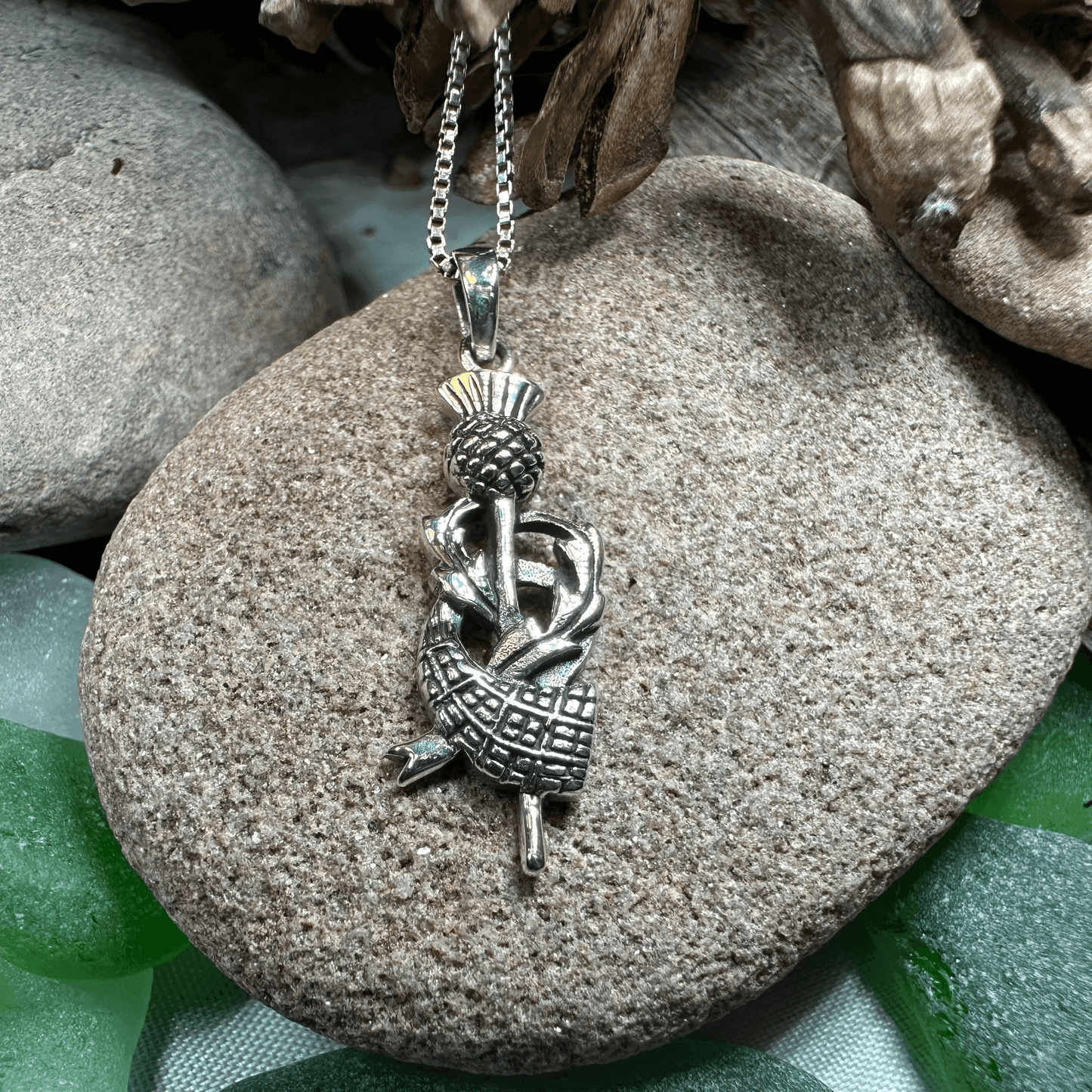 Locklyn Tartan Thistle Necklace - 18