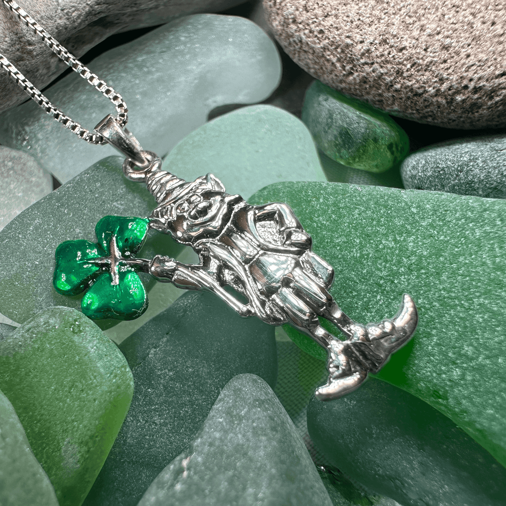 Celtic Leprechaun Shamrock Necklace - 18