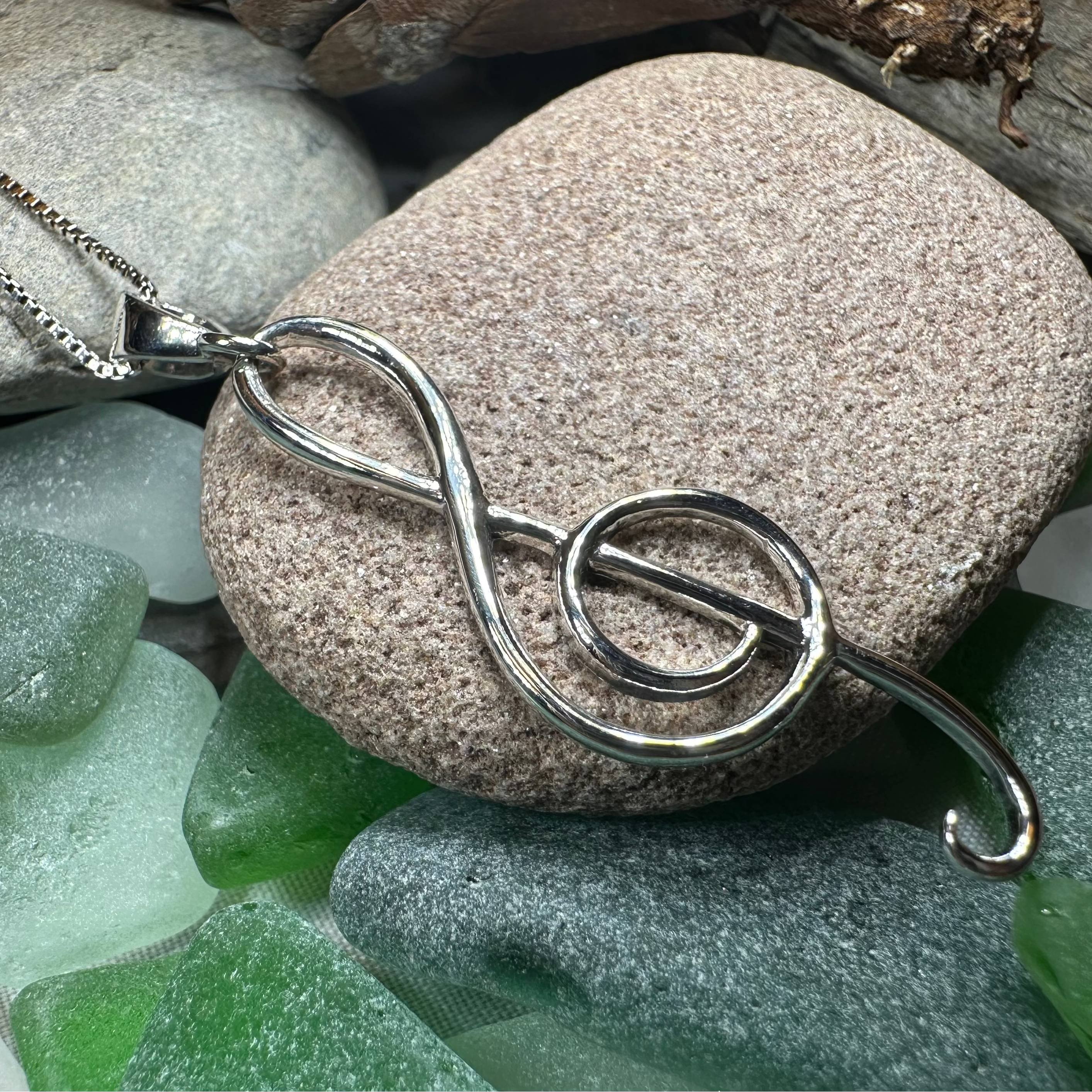 Music Note Artisan Necklace