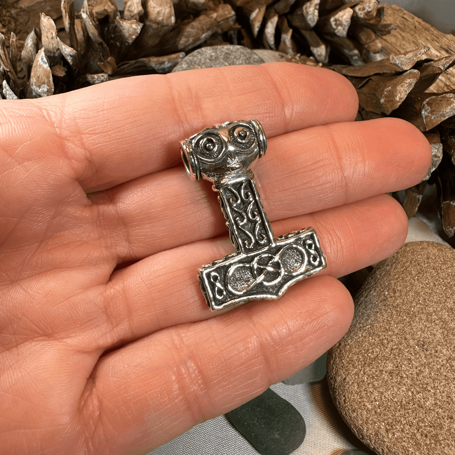 Buri Thor's Hammer Necklace - 18