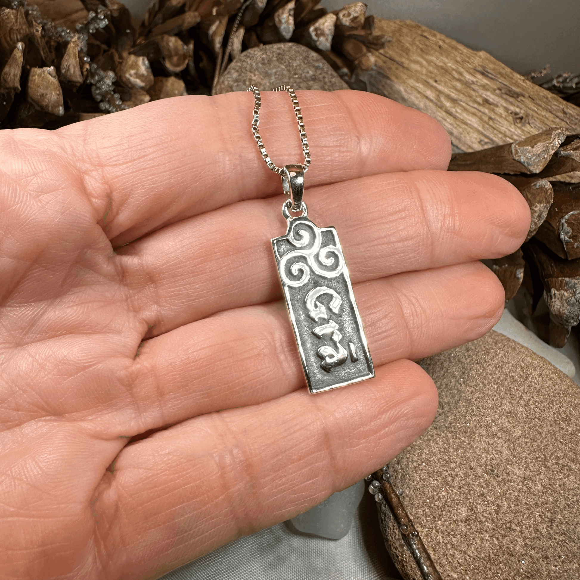 Irish Love Grá Necklace - 