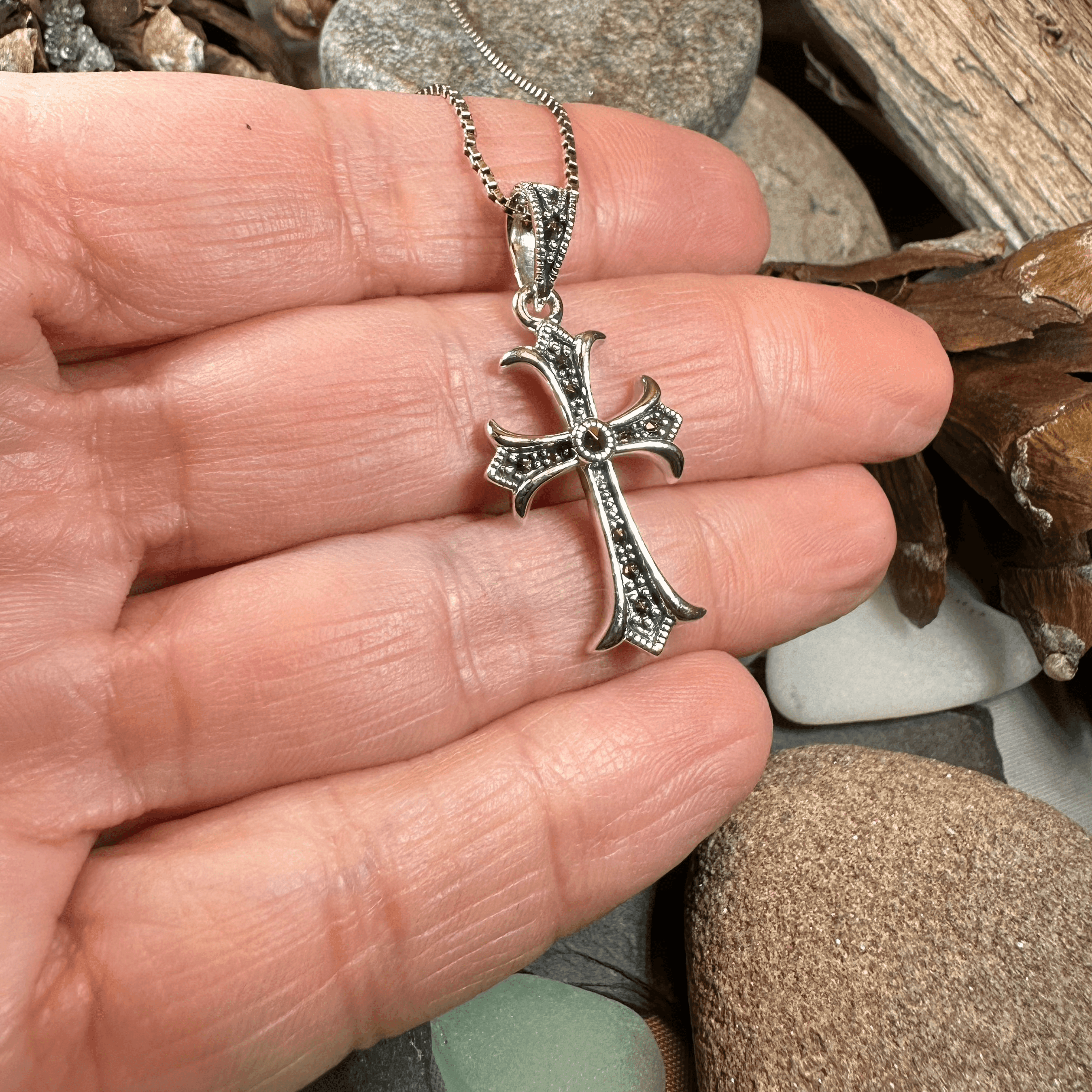 Petite Celtic Cross Necklace - 18