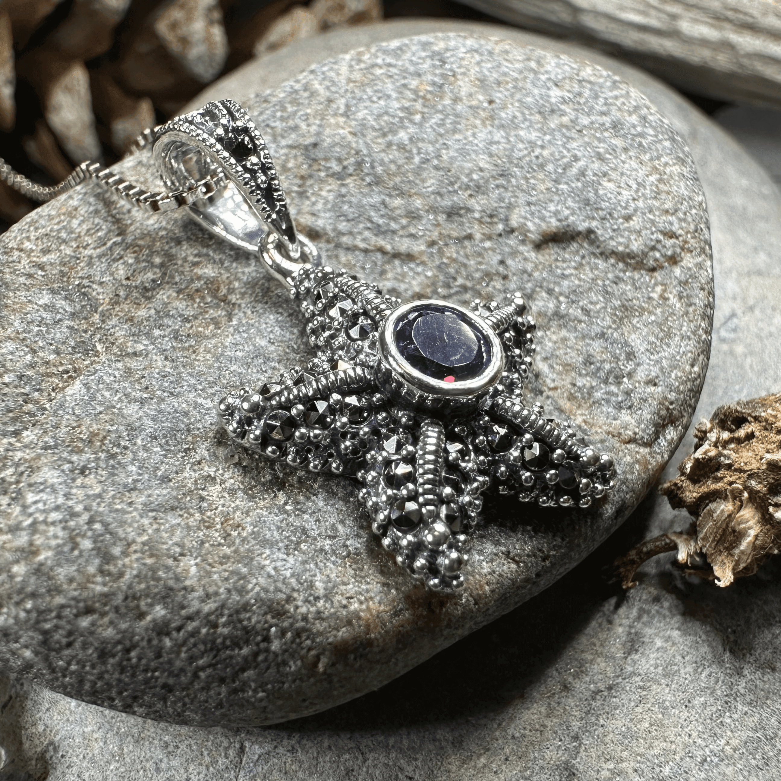 Oceandancer Starfish Necklace - 18