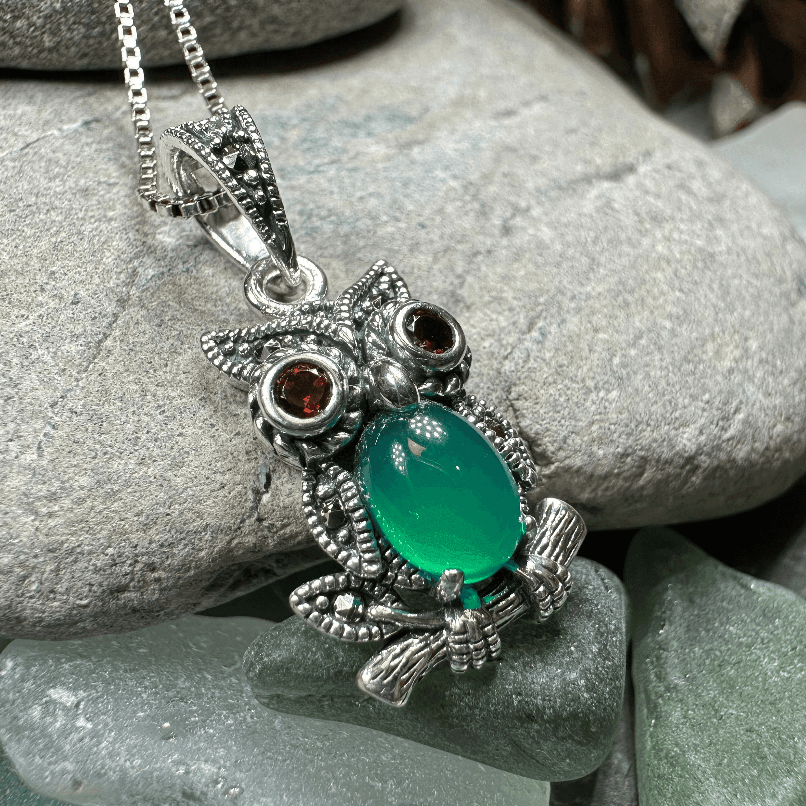 Emerald Aura Owl Necklace - 18