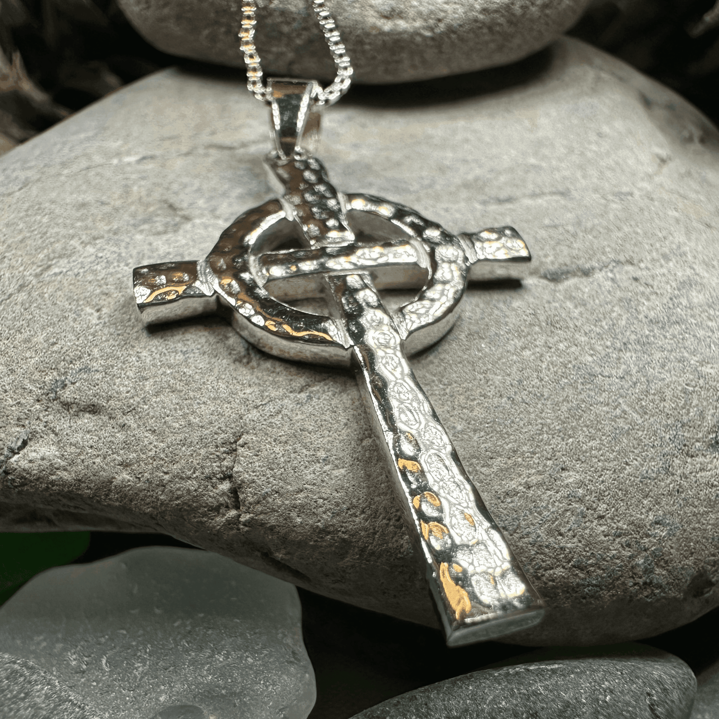 Venetia Celtic Cross Necklace - 18