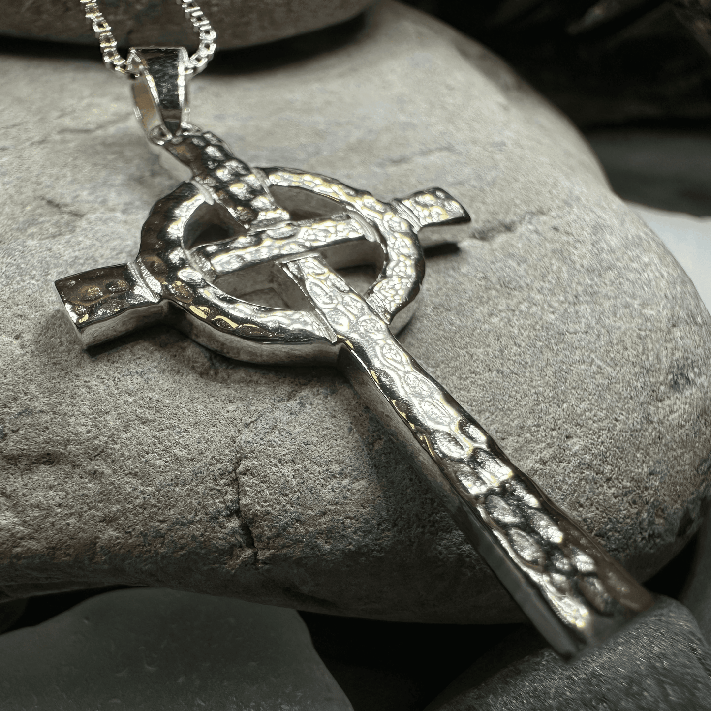 Venetia Celtic Cross Necklace - 18