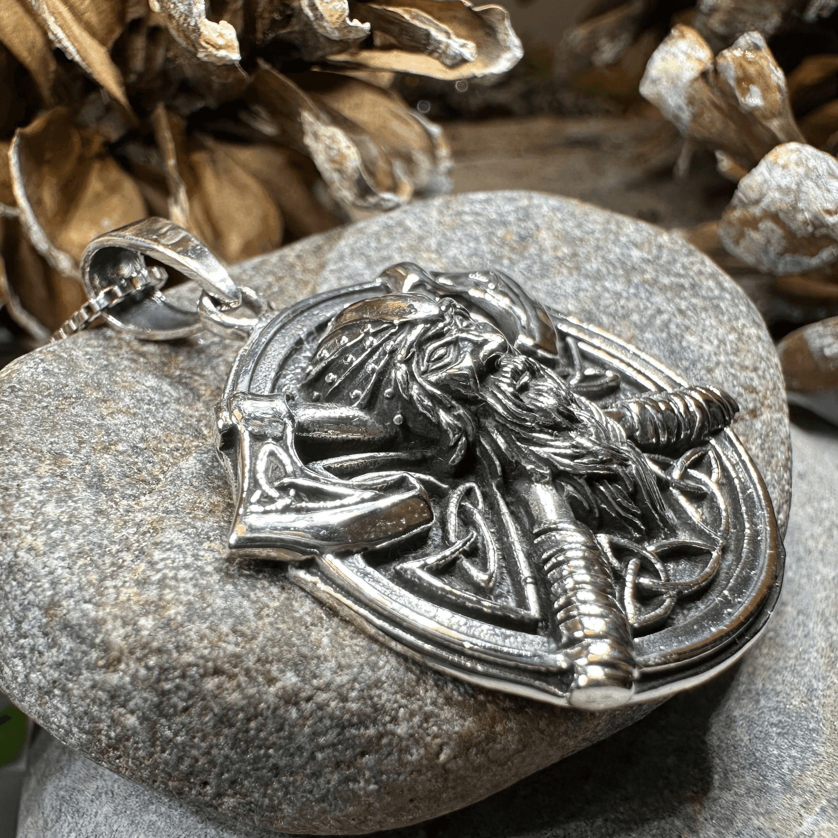 Uthred Viking Warrior Necklace - 18
