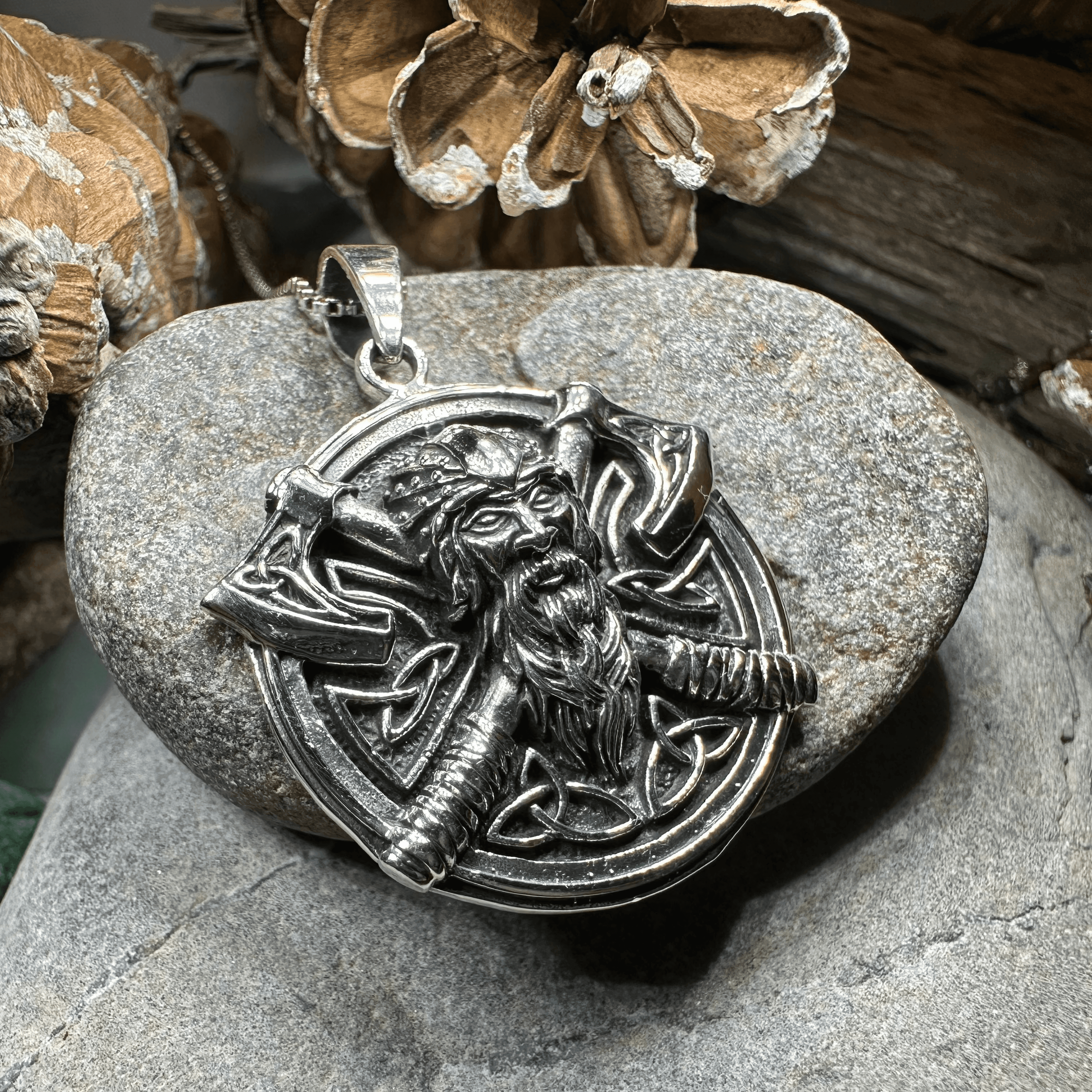Uthred Viking Warrior Necklace - 18