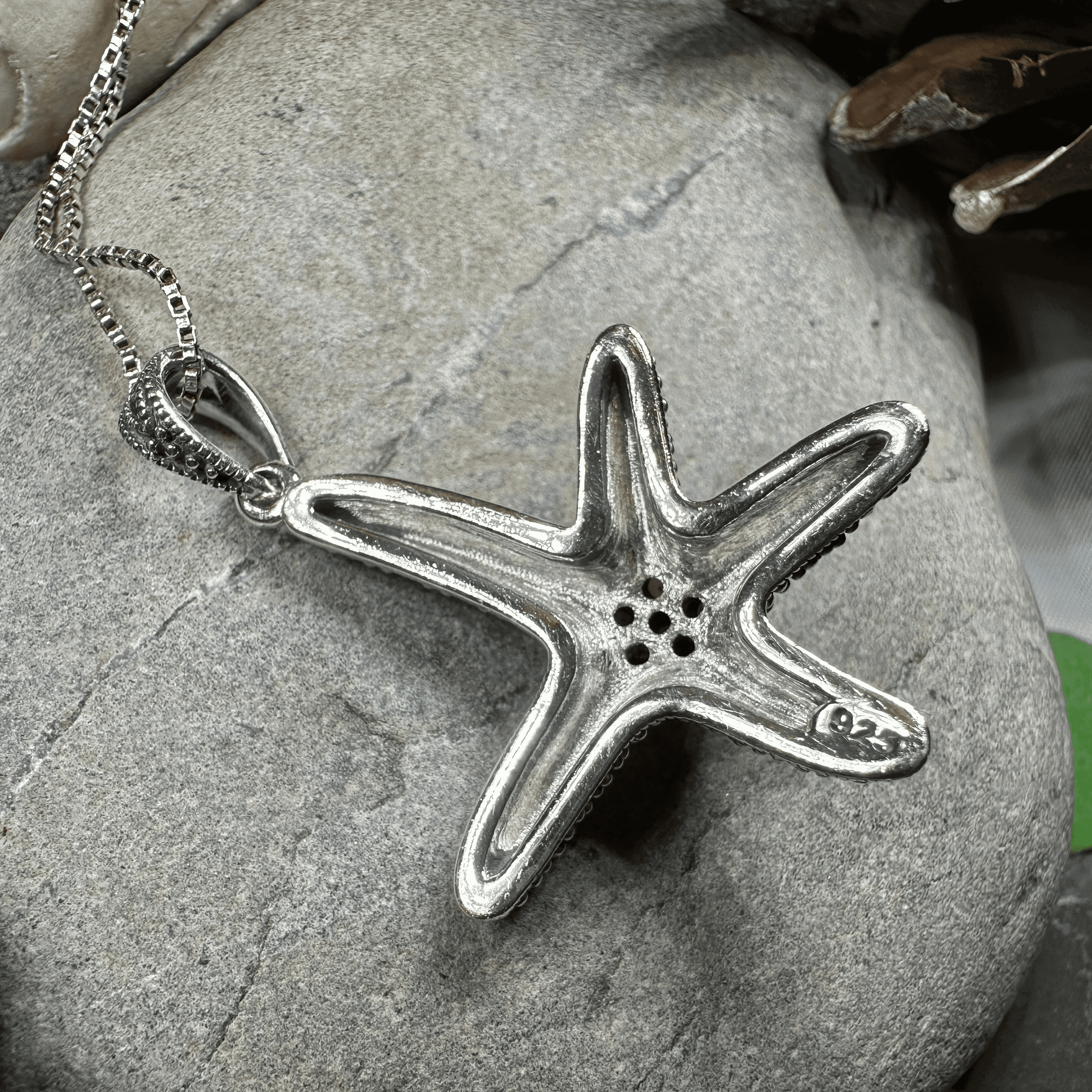 Seadreamer Starfish Necklace - 18