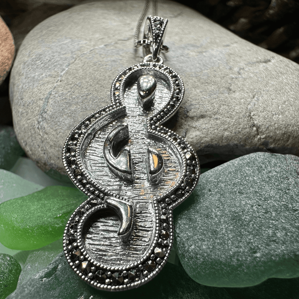 Crescendo Music Note Necklace - 