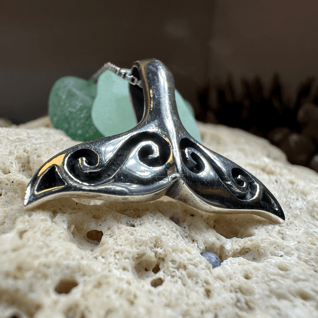 Míol Mór Whale Tail Necklace - 