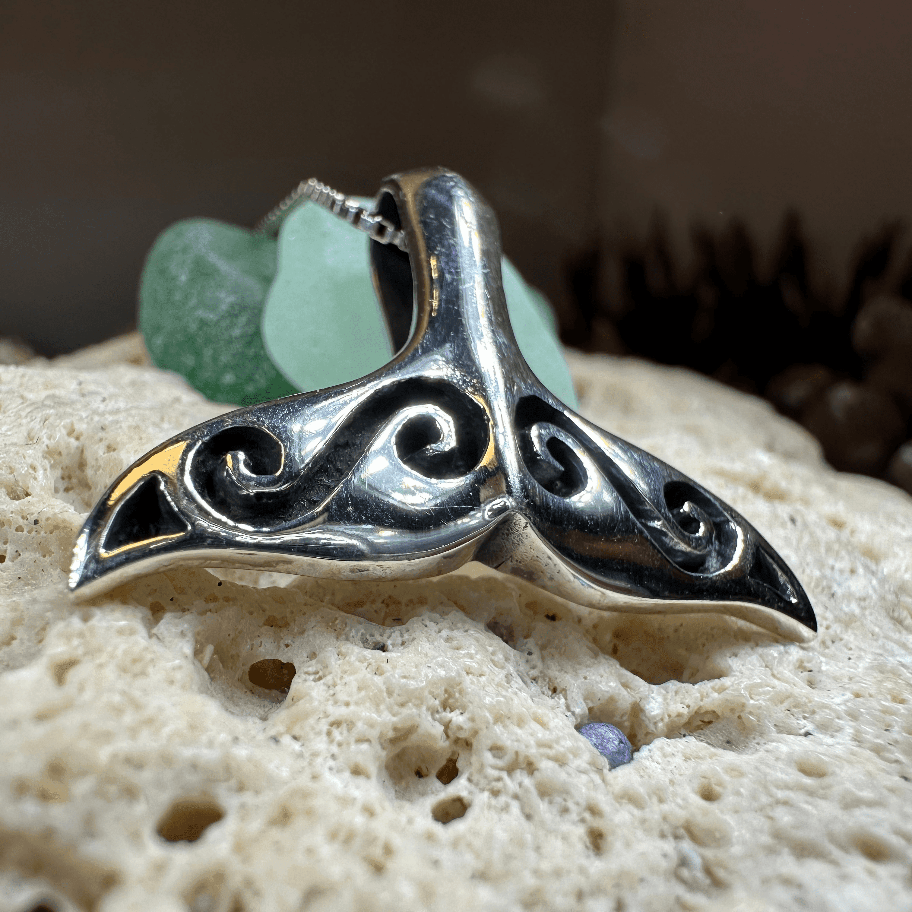 Míol Mór Whale Tail Necklace - 