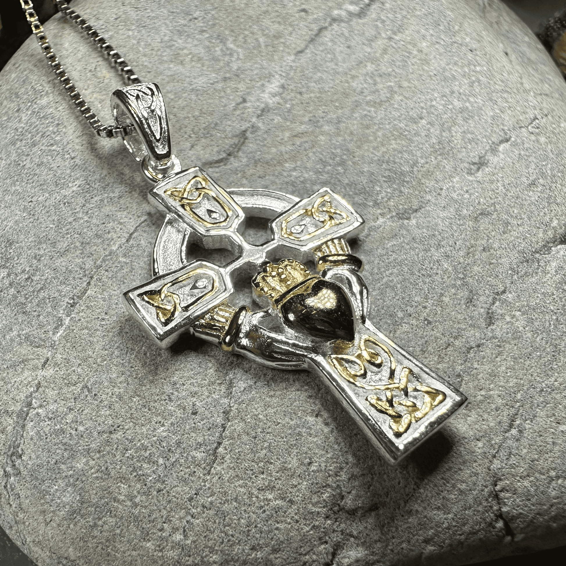 Tri-Color Claddagh Cross Necklace - 18