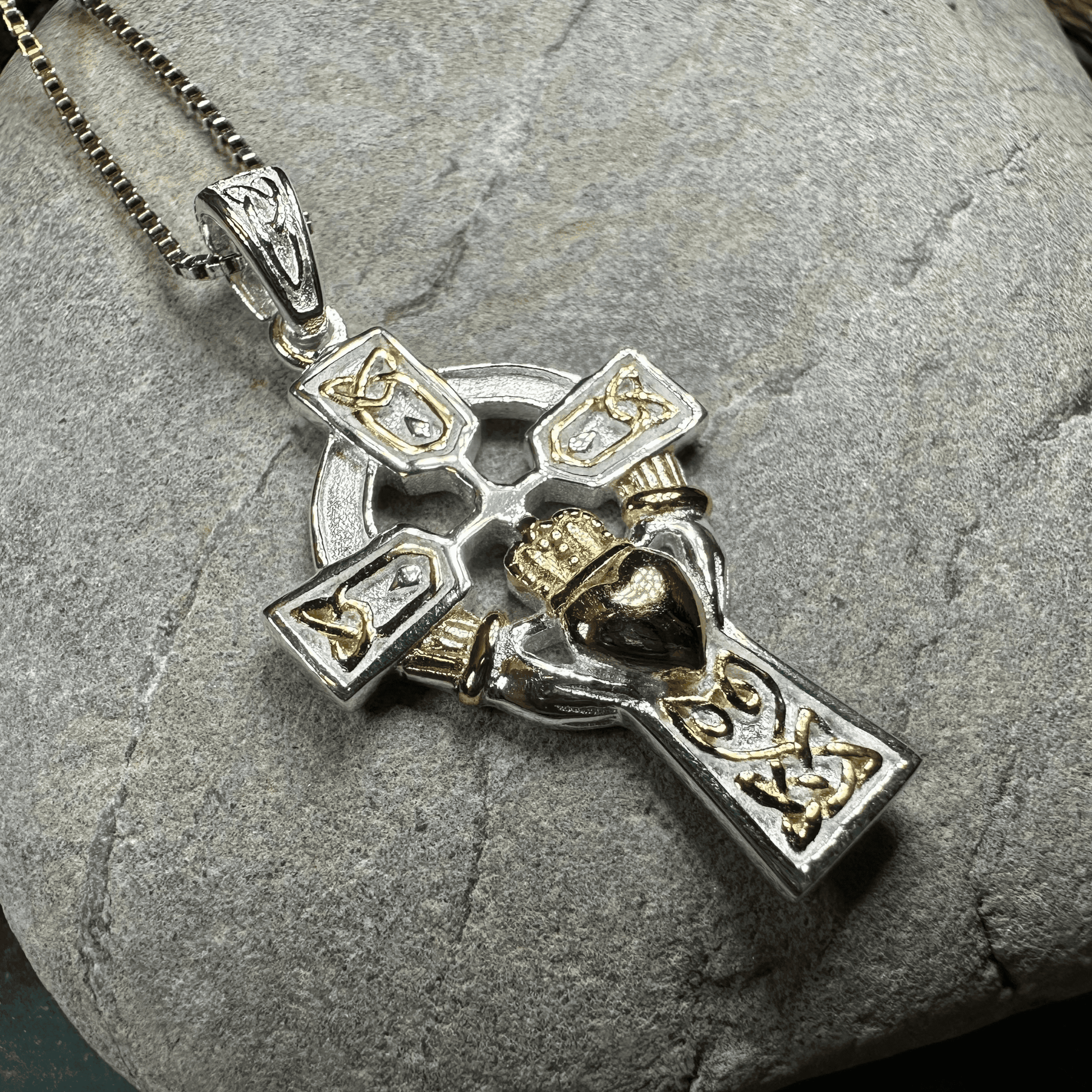 Tri-Color Claddagh Cross Necklace - 18