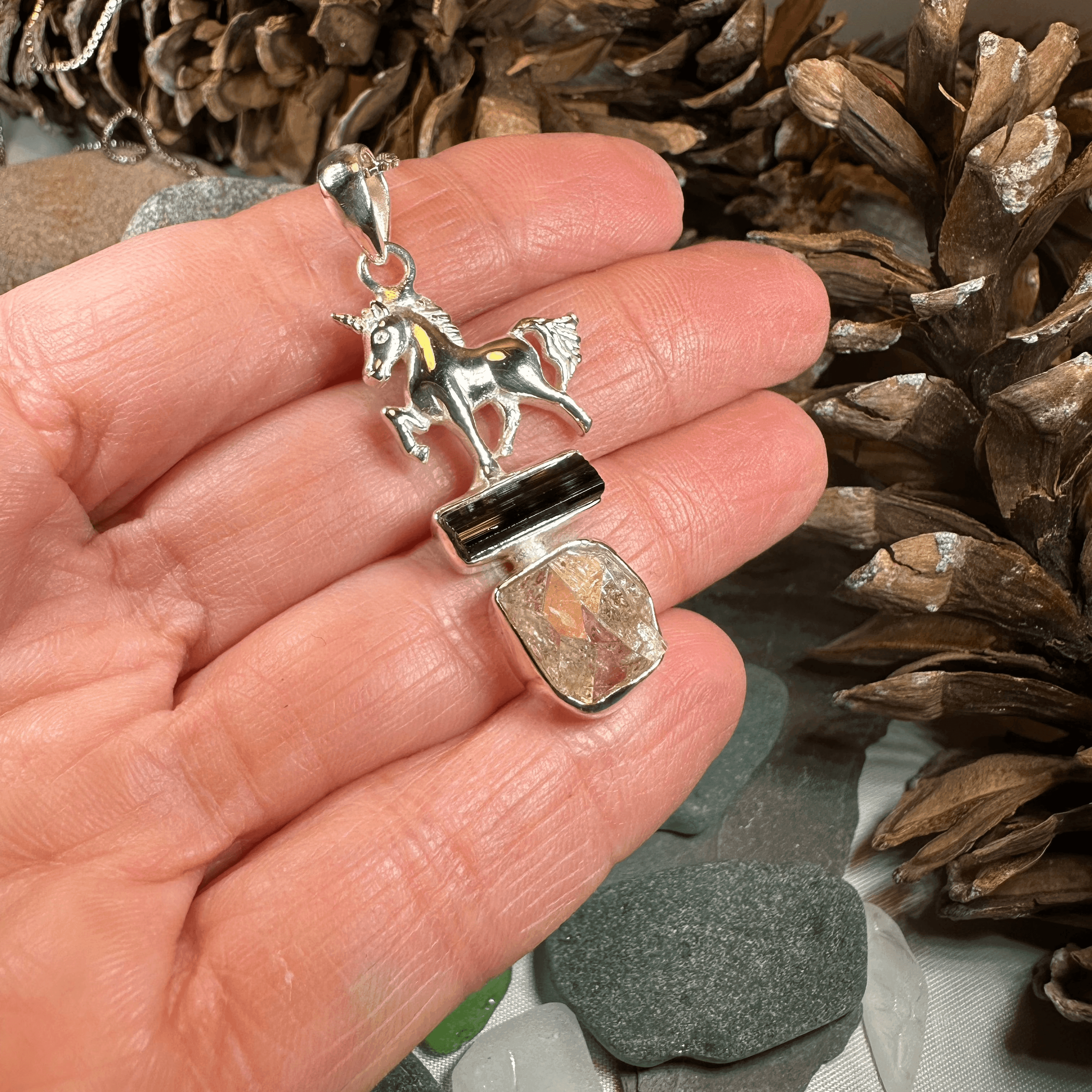 Skyprancer Unicorn Necklace - 18 / Aquamarine