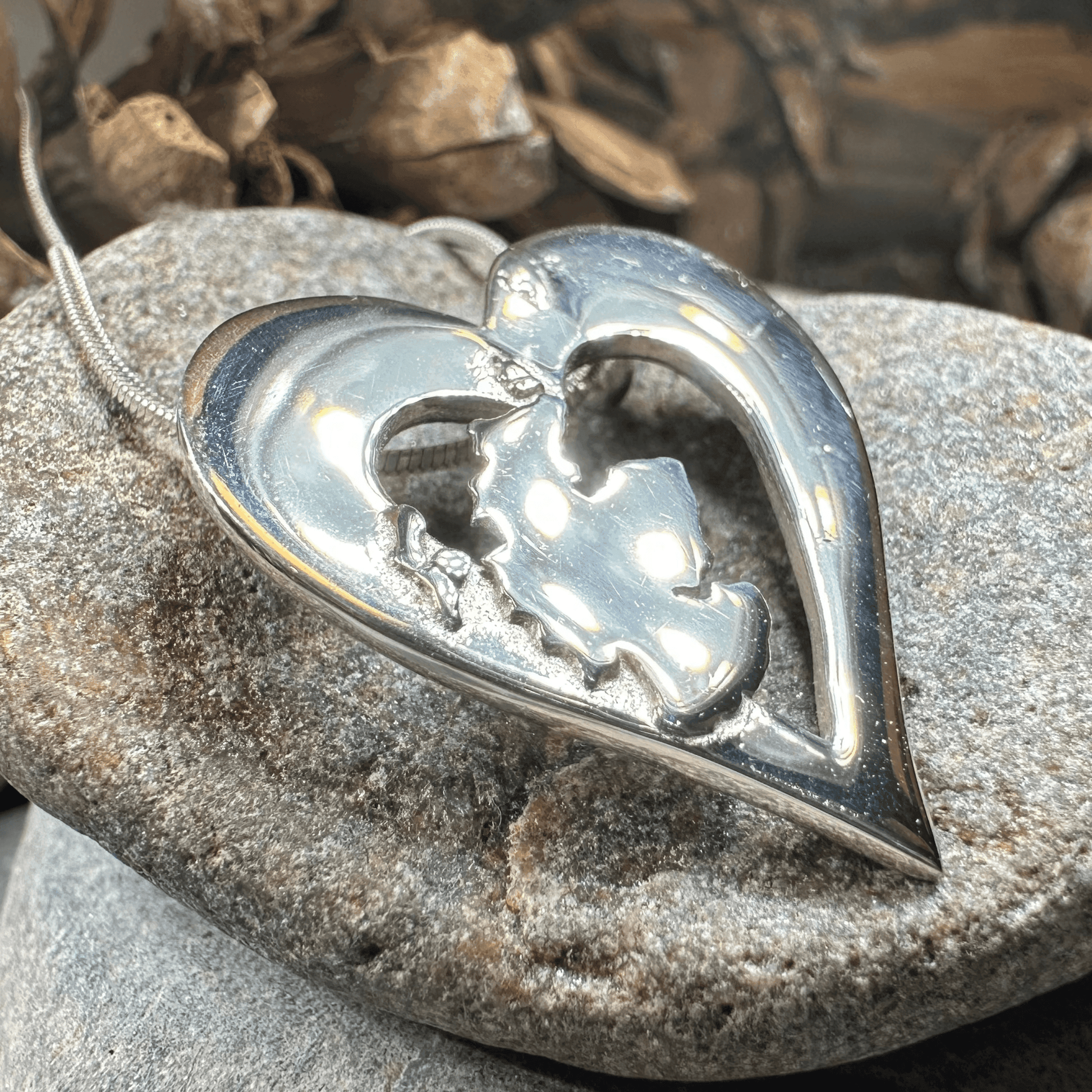 Scotland Heart Necklace - 
