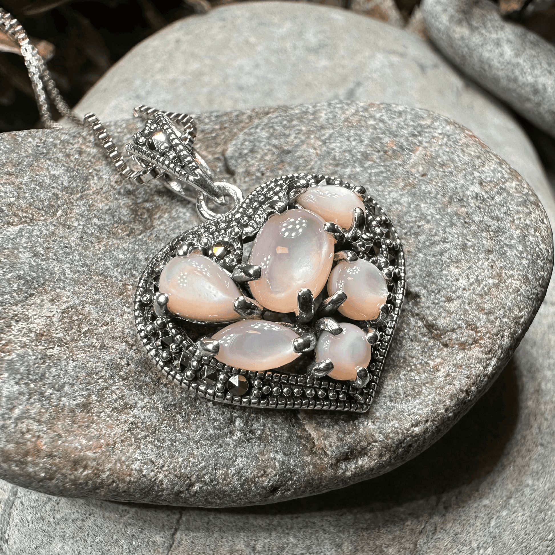 Timeless Heart Necklace - Pink Mother of Pearl
