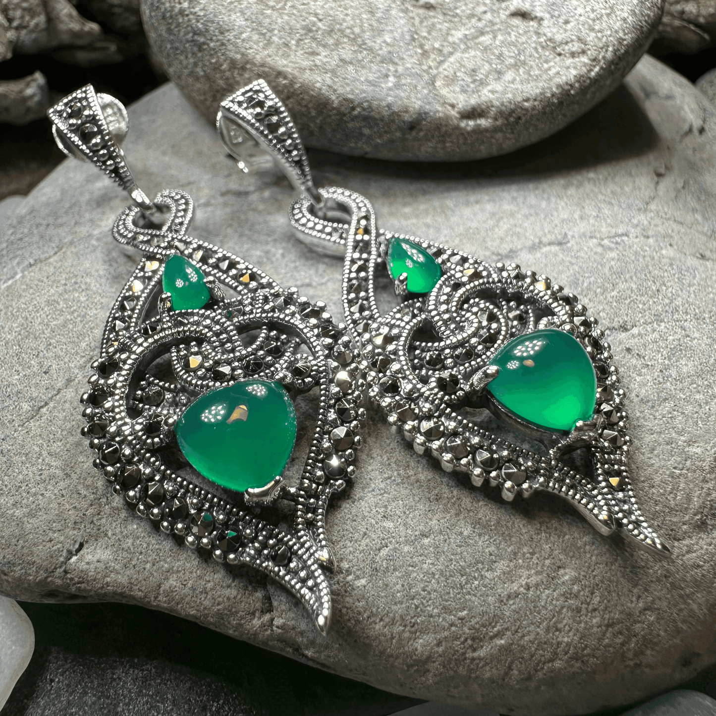 Larissa Love Knot Earrings - Green Agate