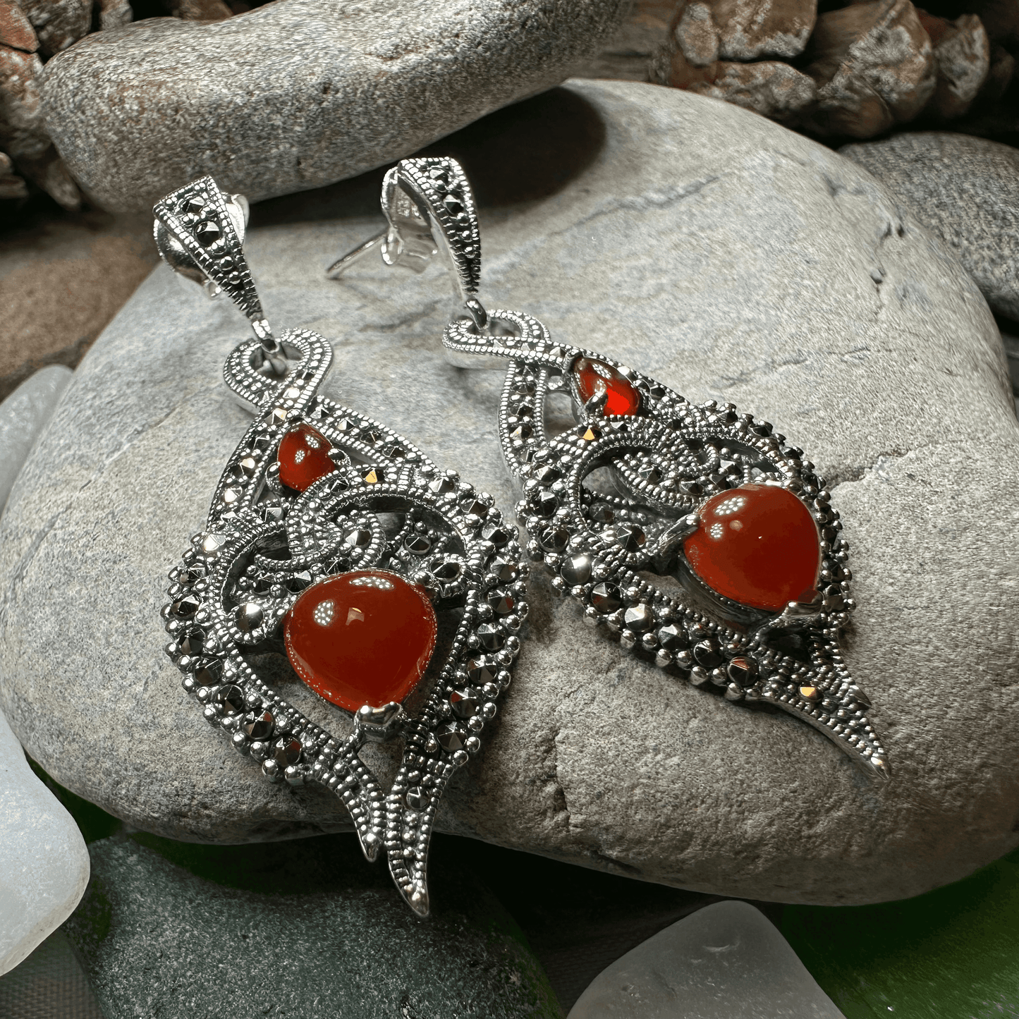 Larissa Love Knot Earrings - Green Agate