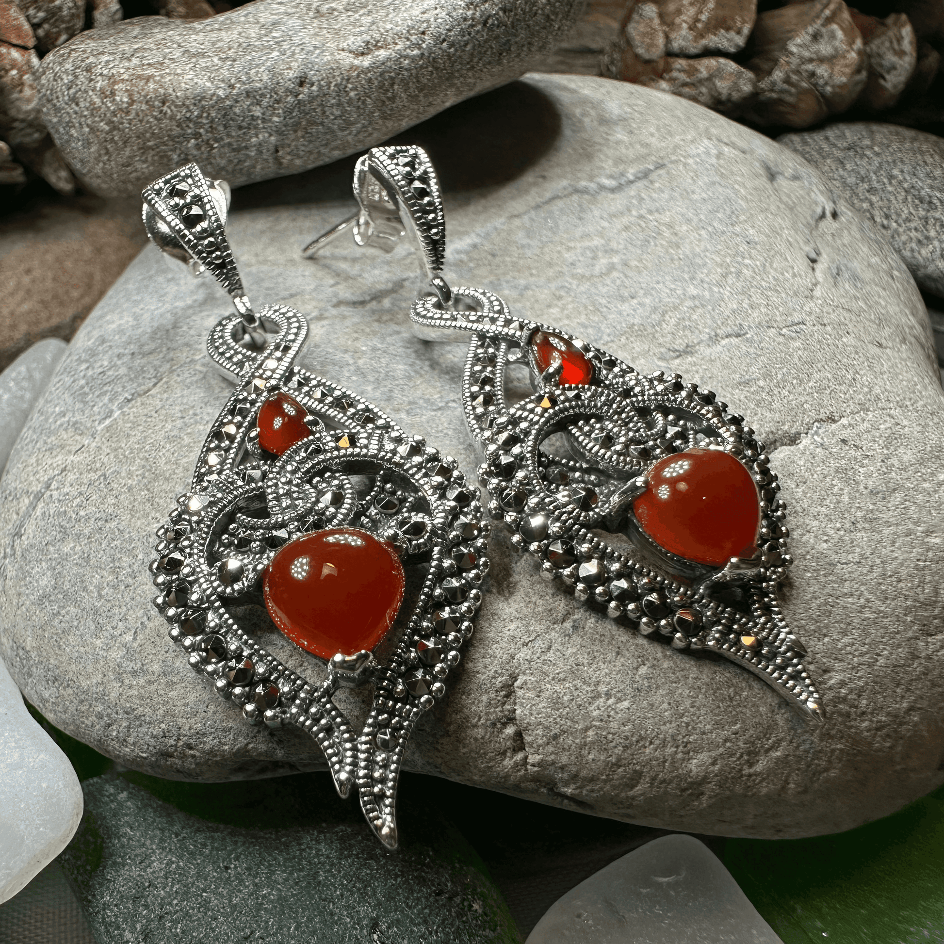 Larissa Love Knot Earrings - Green Agate