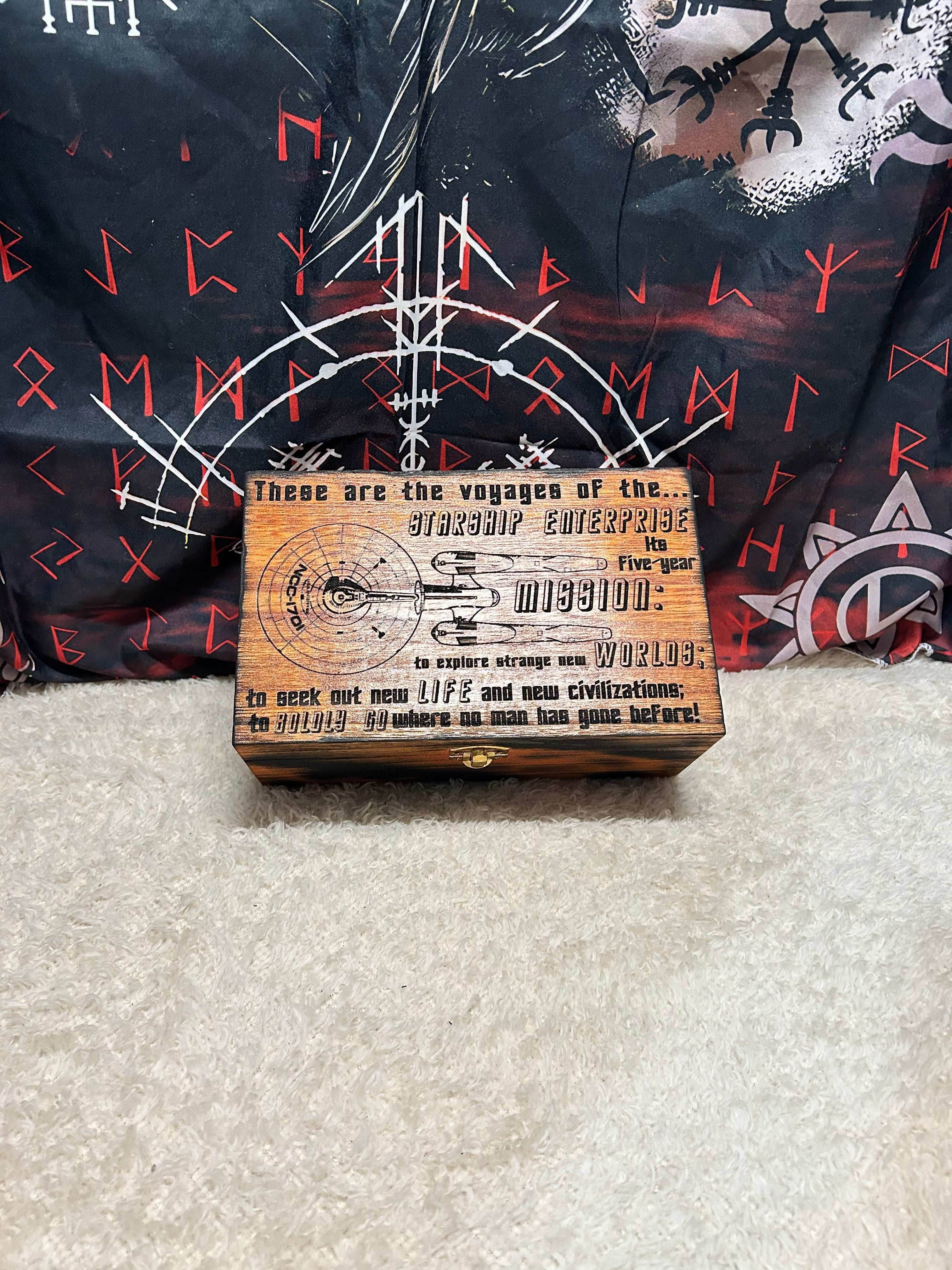 Boldly Go Box - Round edge