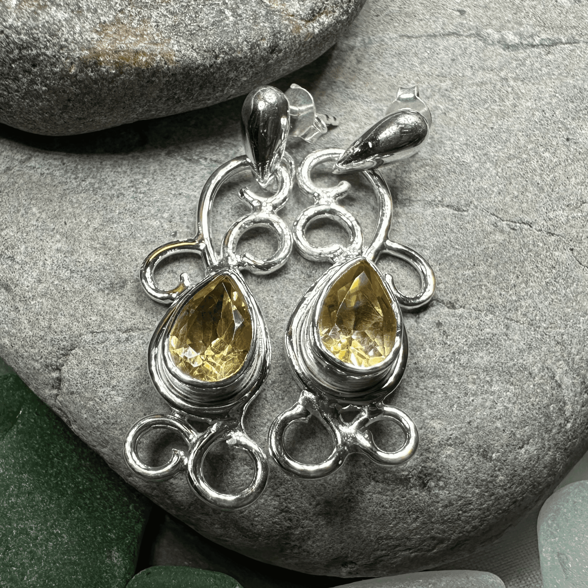 Ariadne Celtic Knot Earrings - Peridot