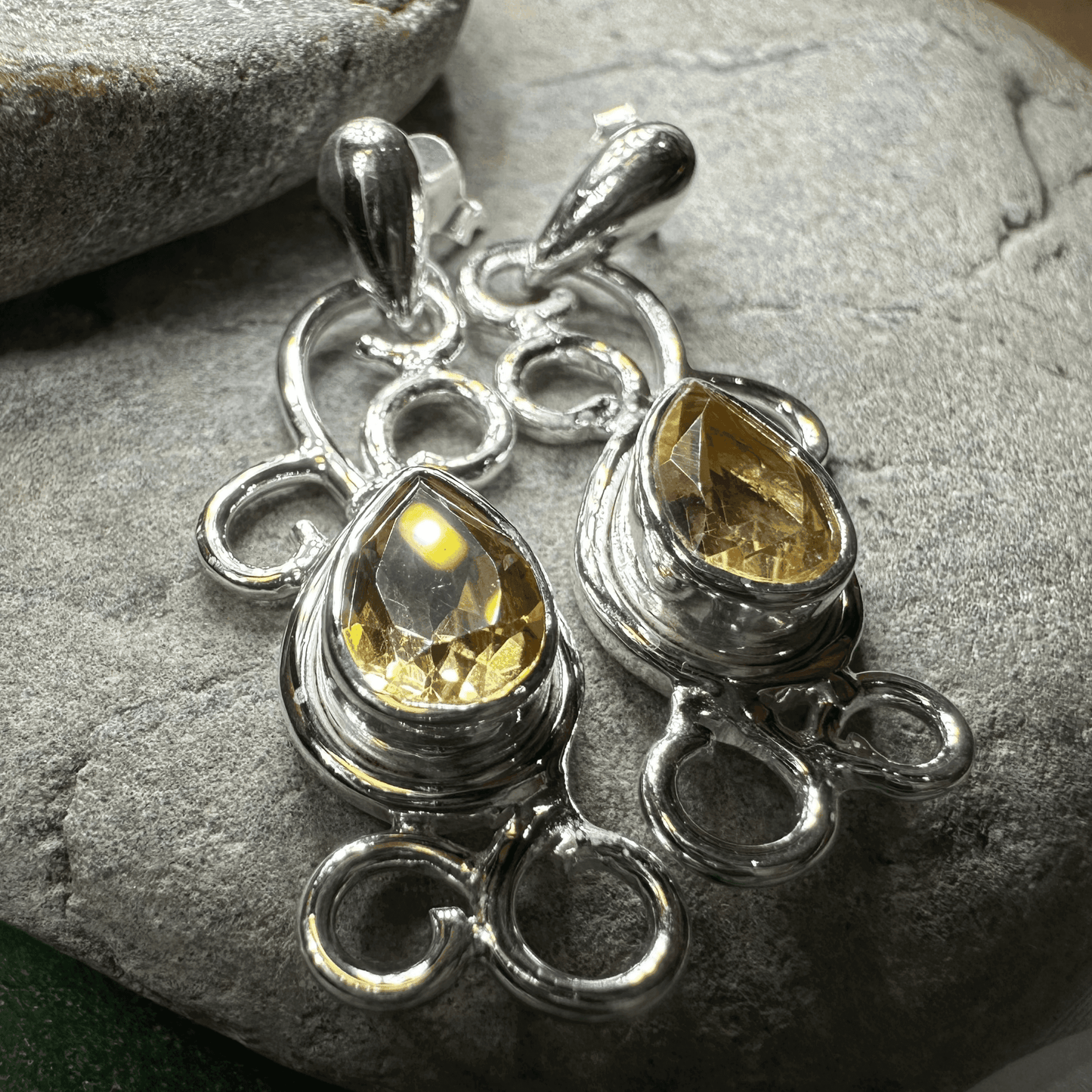 Ariadne Celtic Knot Earrings - Citrine